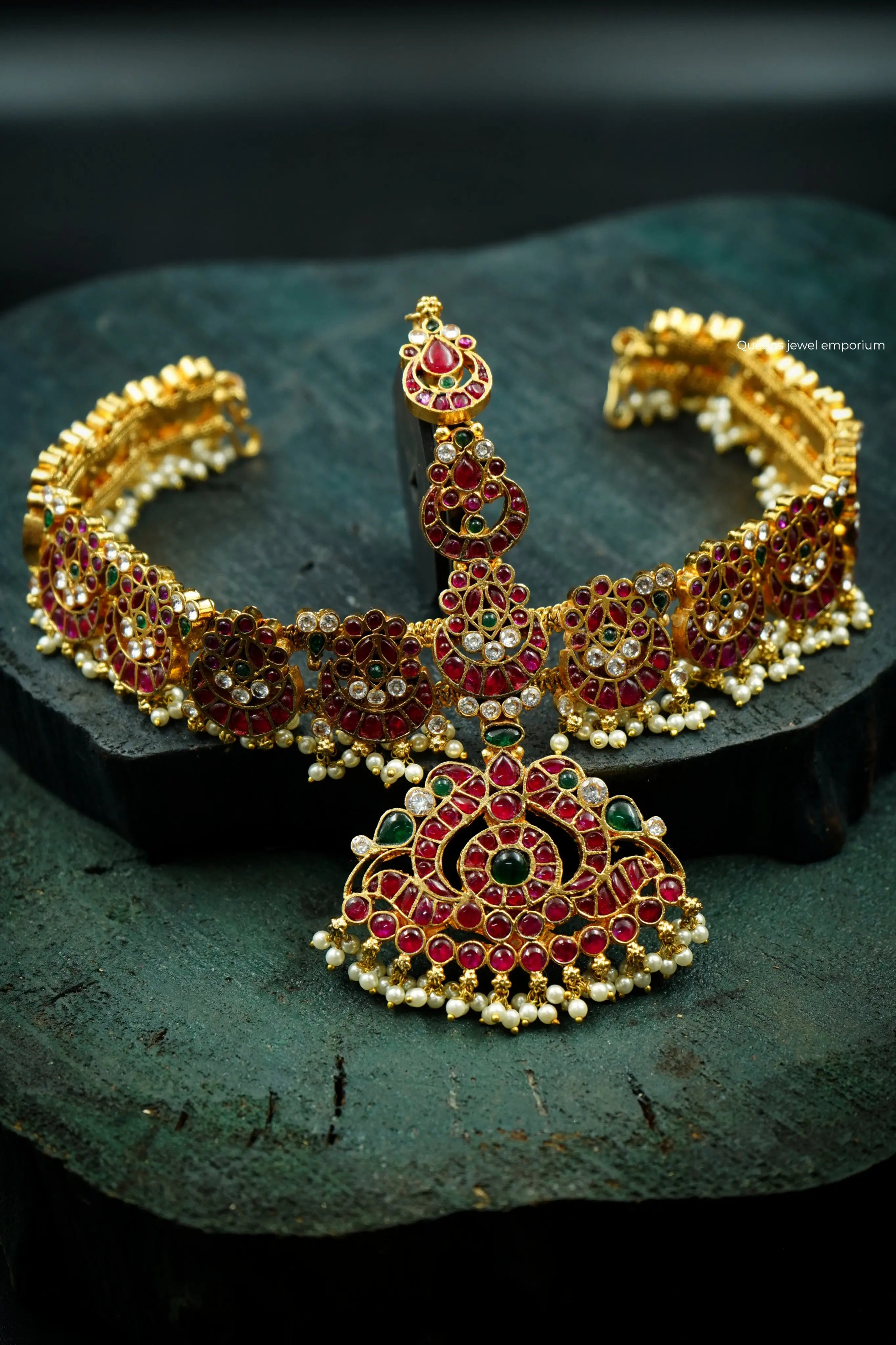 CHARULATHA BRIDAL NETHICHUTTI - Queens Jewel Emporium