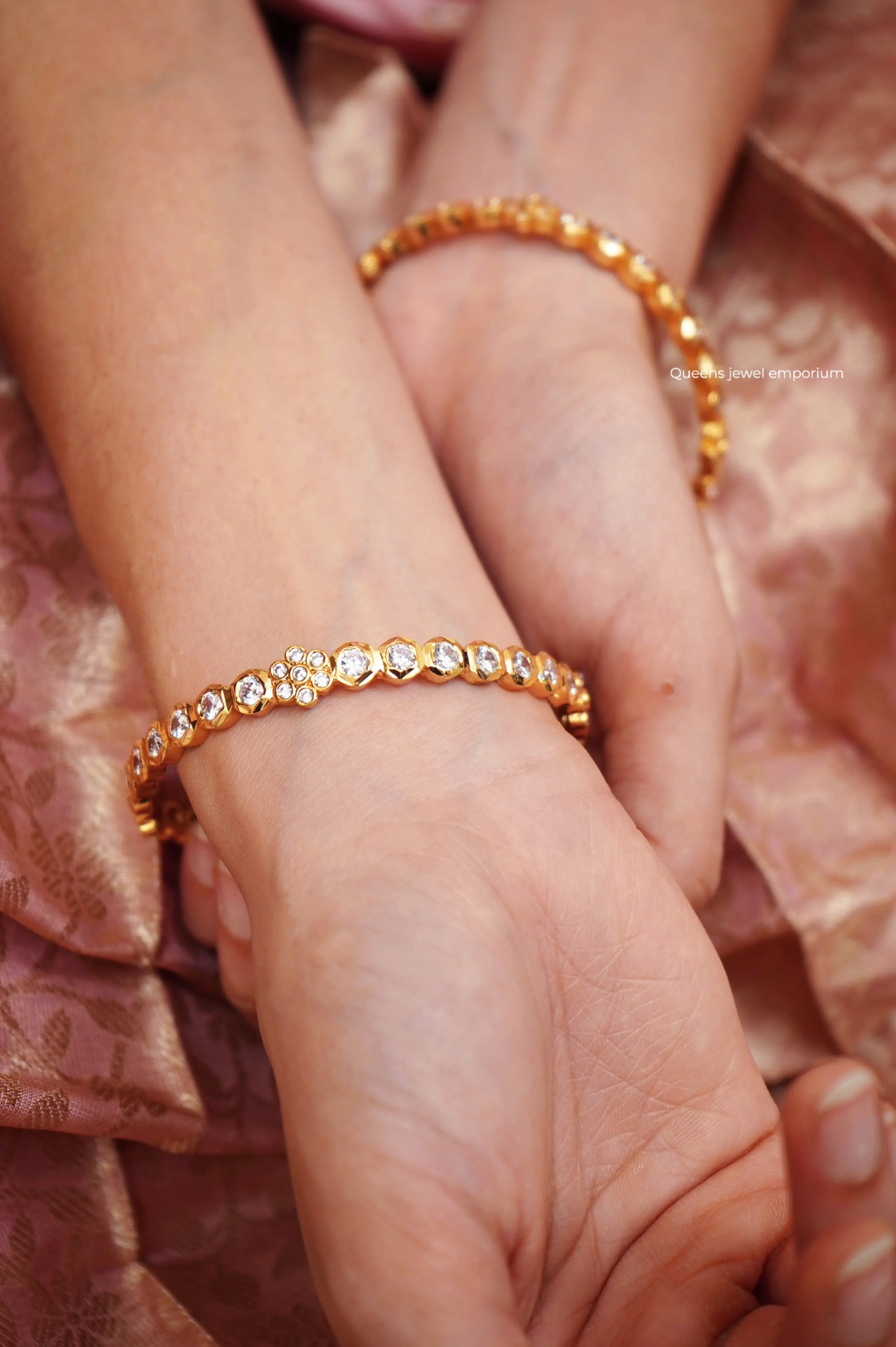 CHAYAVATHY BANGLE - ZIRCON BANGLES - Queens Jewel Emporium