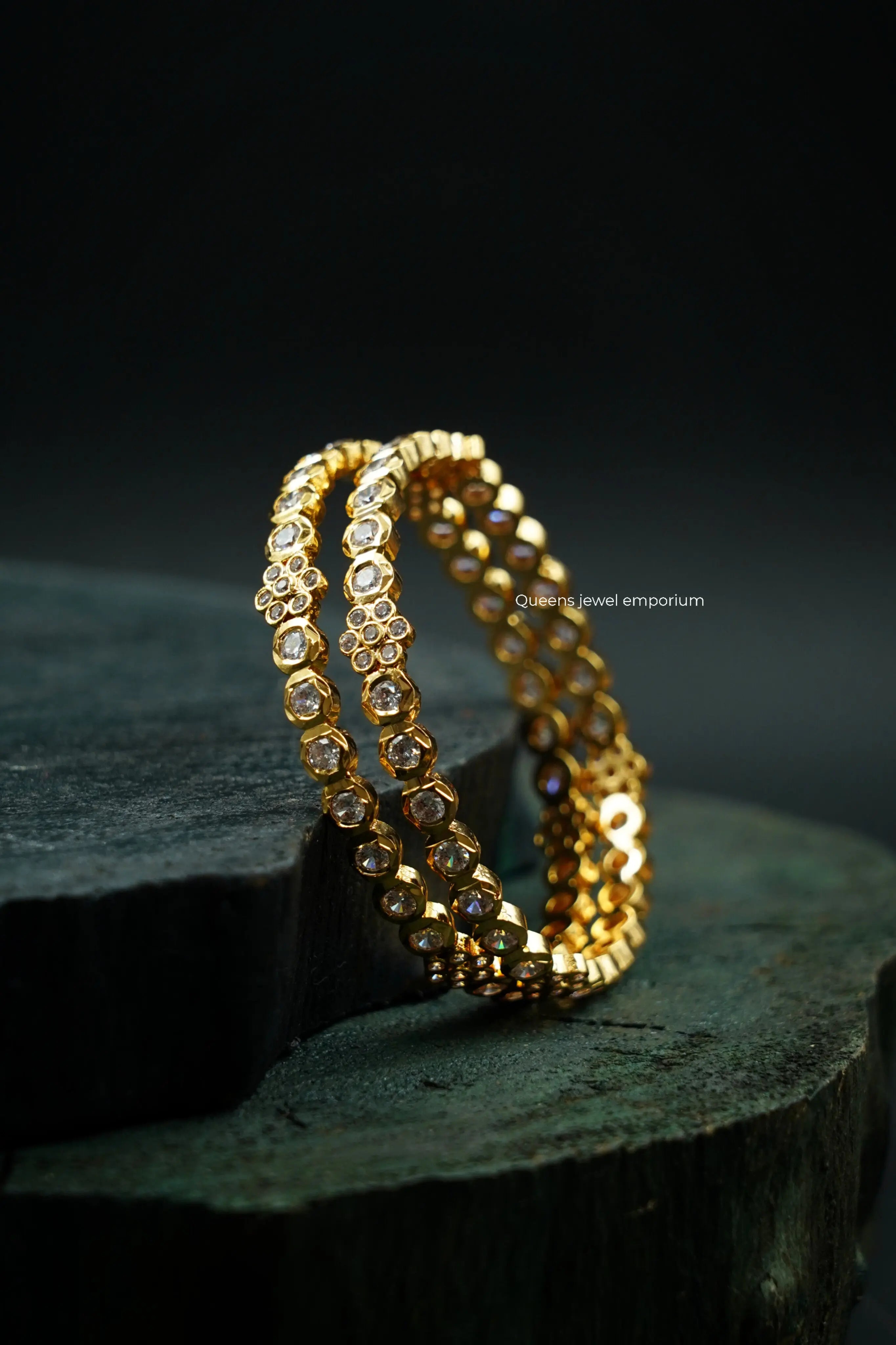 CHAYAVATHY BANGLE - ZIRCON BANGLES - Queens Jewel Emporium