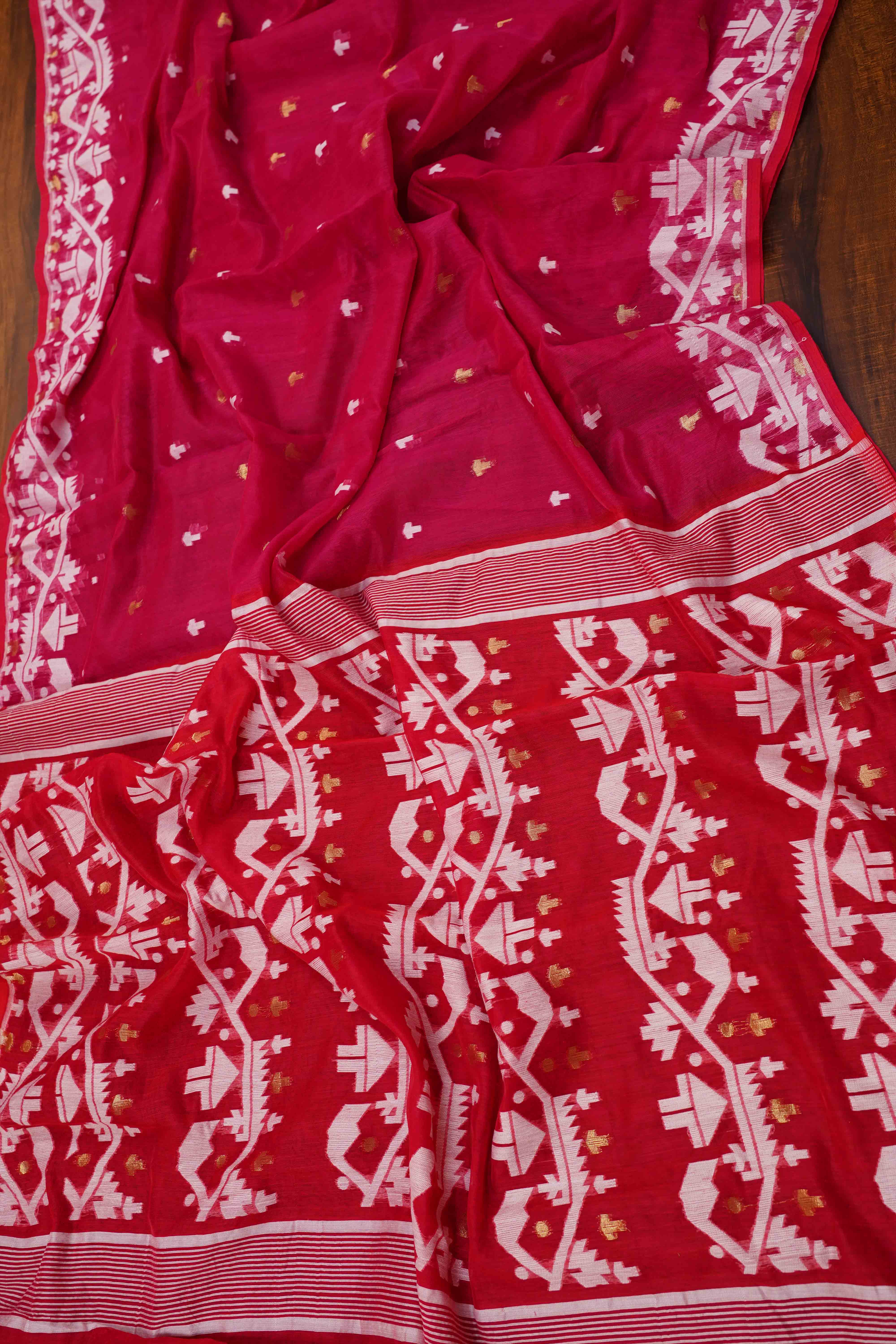 CHERRY RED JAMDANI COTTON SAREE - Queens Jewel Emporium