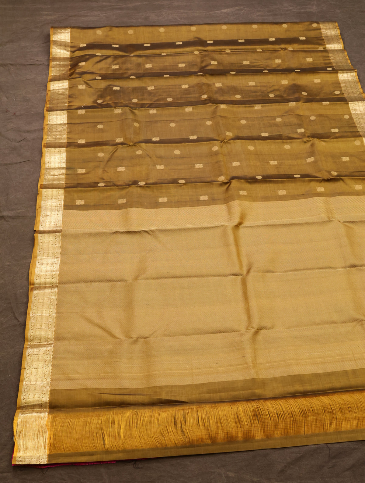Mehandi Green Pure Kanchivaram Silk Saree