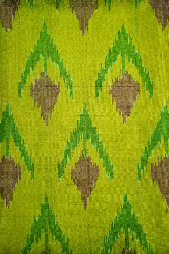 CHARTRUSE GREEN AND BRIGHT PINK SOFT SILK SAREE - Queens Jewel Emporium