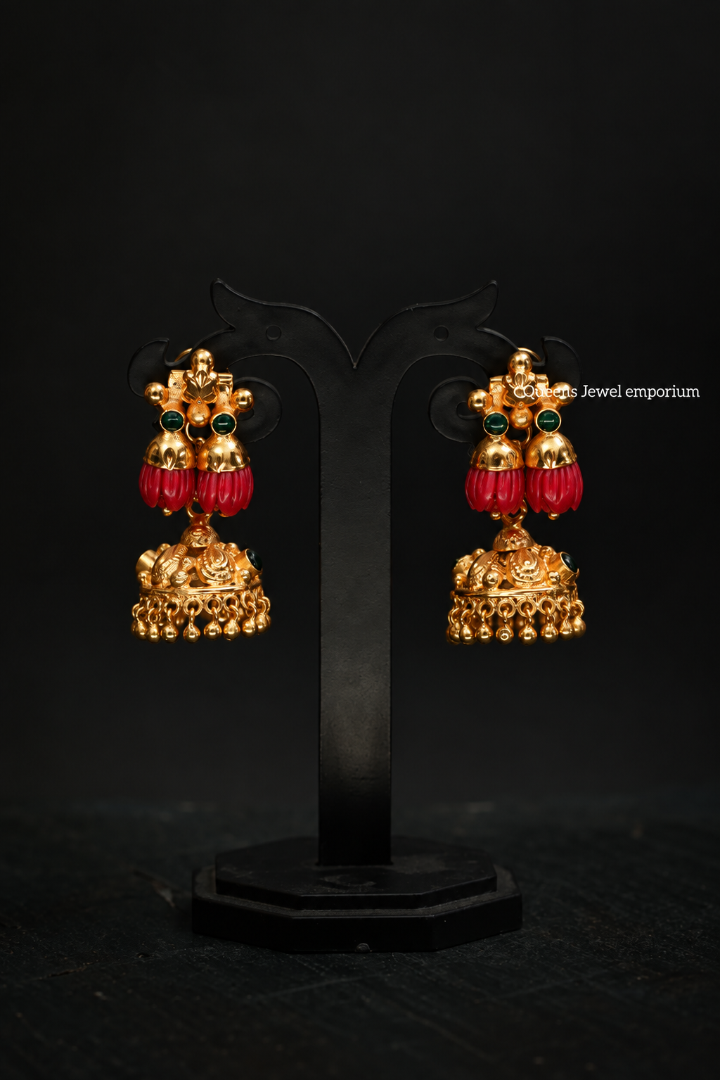 Pavalamalli Haram - Red