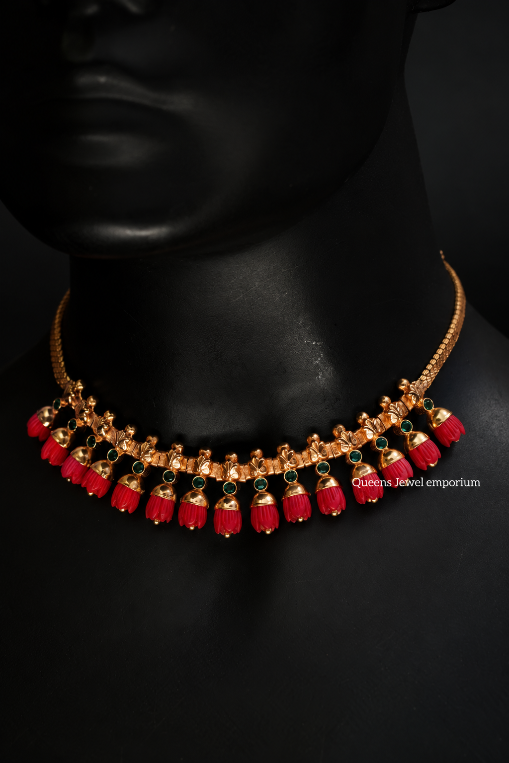 Pavalamalli Short Necklace - Red