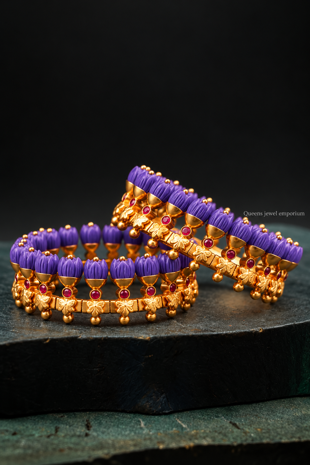 Pavalamalli Bangle - Violet