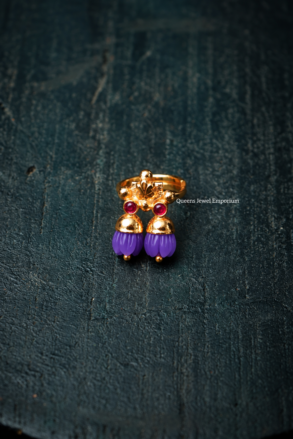 Pavalamalli Finger Ring - Violet