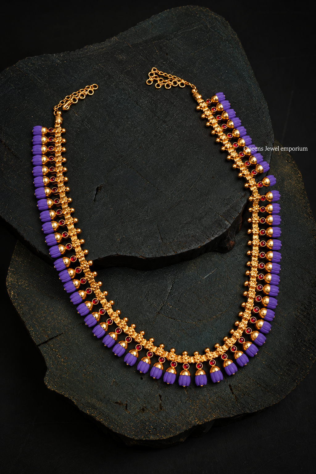 Pavalamalli Haram - Violet
