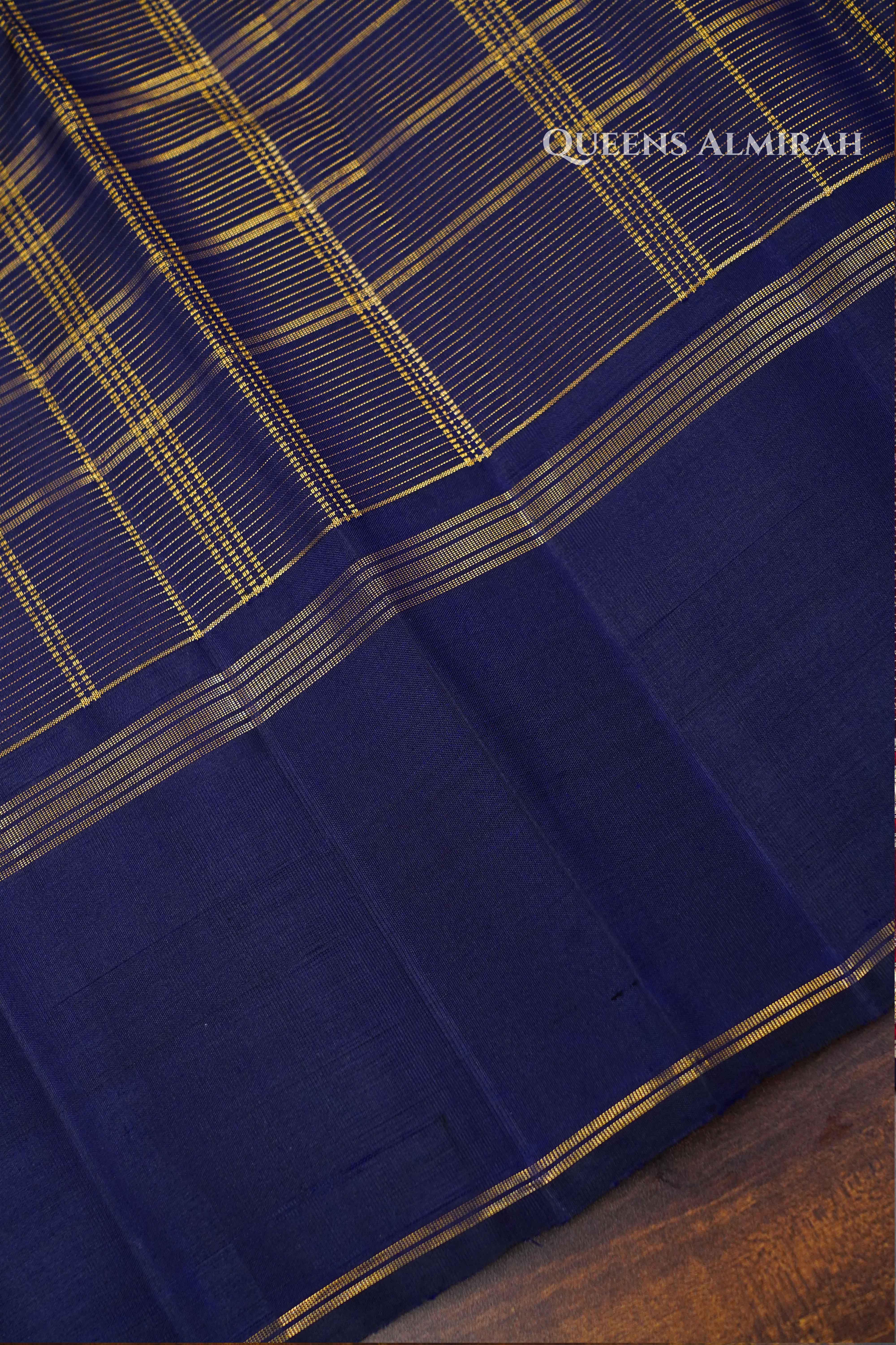 Chinmayi Deep navy blue Vairaoosi pure Kanjeevaram silk QUEENS ALMIRAH