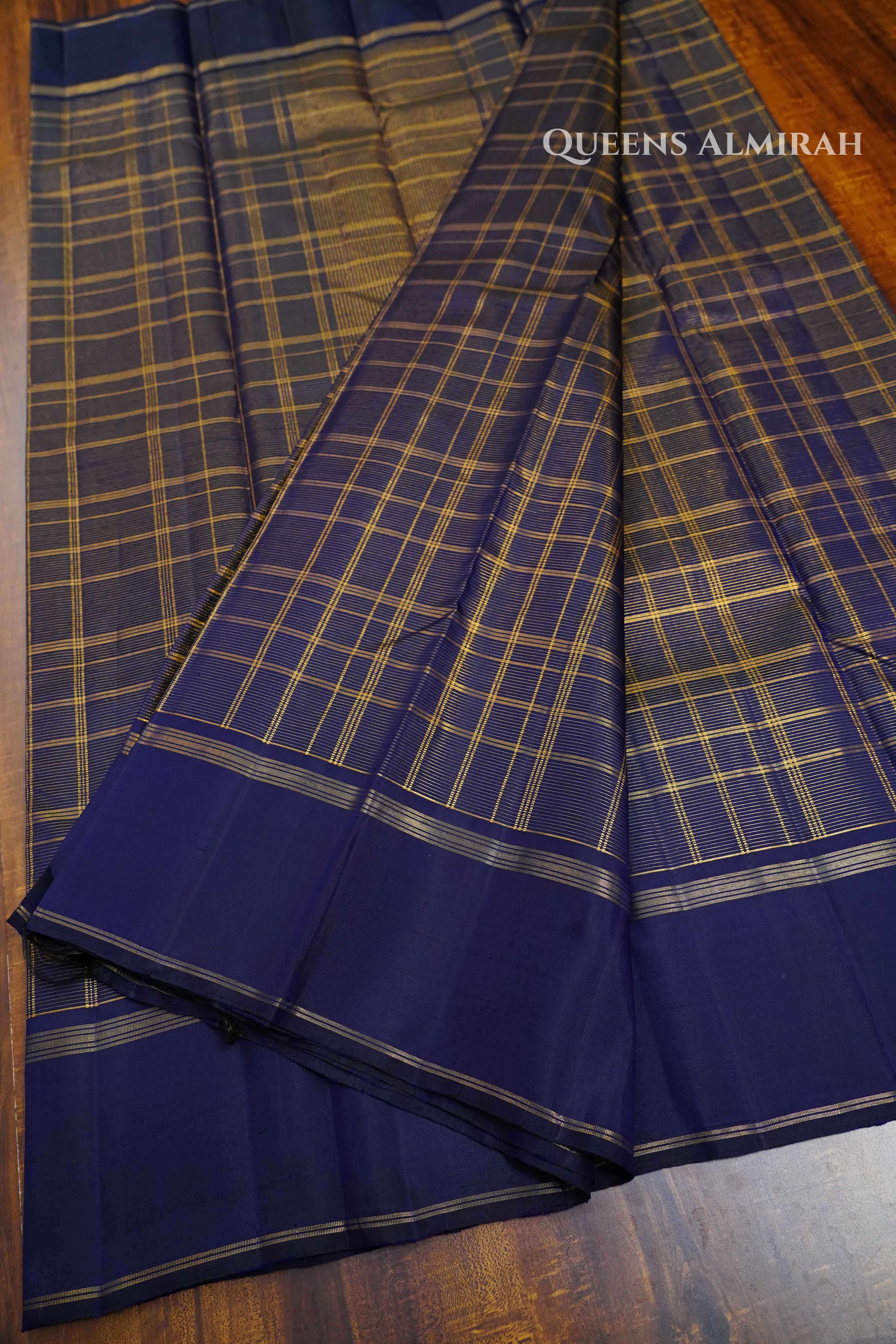 Chinmayi Deep navy blue Vairaoosi pure Kanjeevaram silk QUEENS ALMIRAH