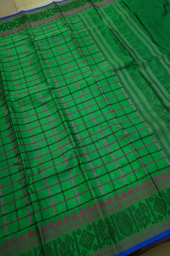 WATER MELON GREEN  KANCHIVARAM SILK SAREE - Queens Jewel Emporium