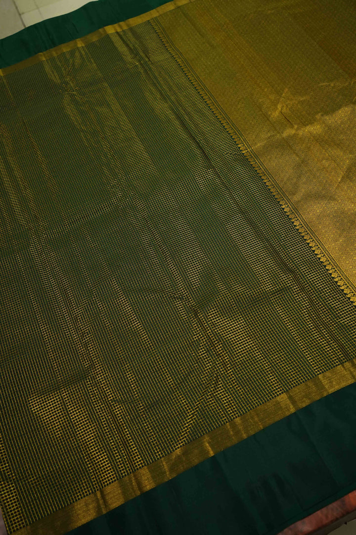 NEEM GREEN PURE KANCHIVARAM SILK SAREE - Queens Jewel Emporium