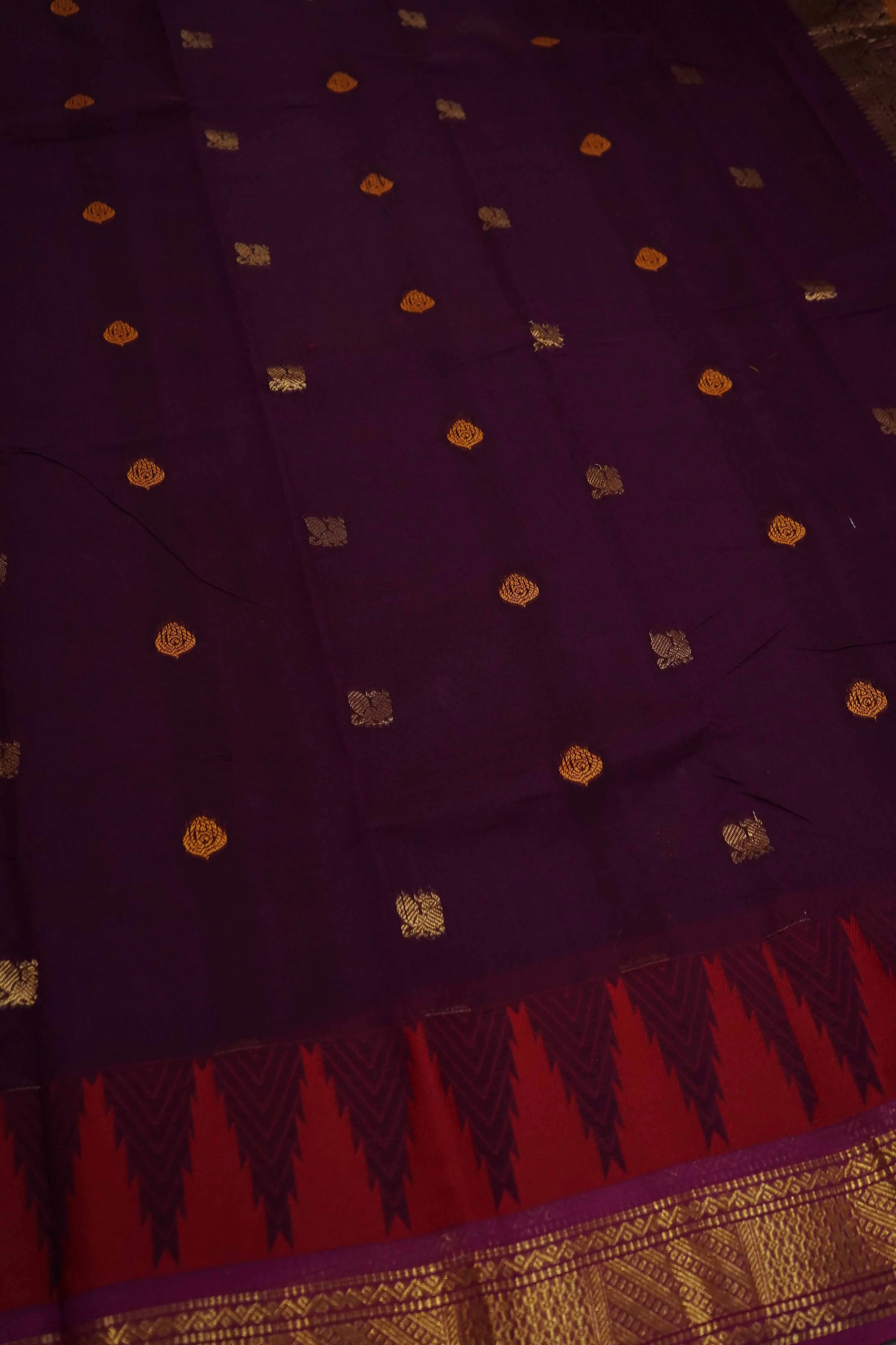 DARK BURGUNDY WITH WINE BERRY KANCHI COTTON SAREE - Queens Jewel Emporium