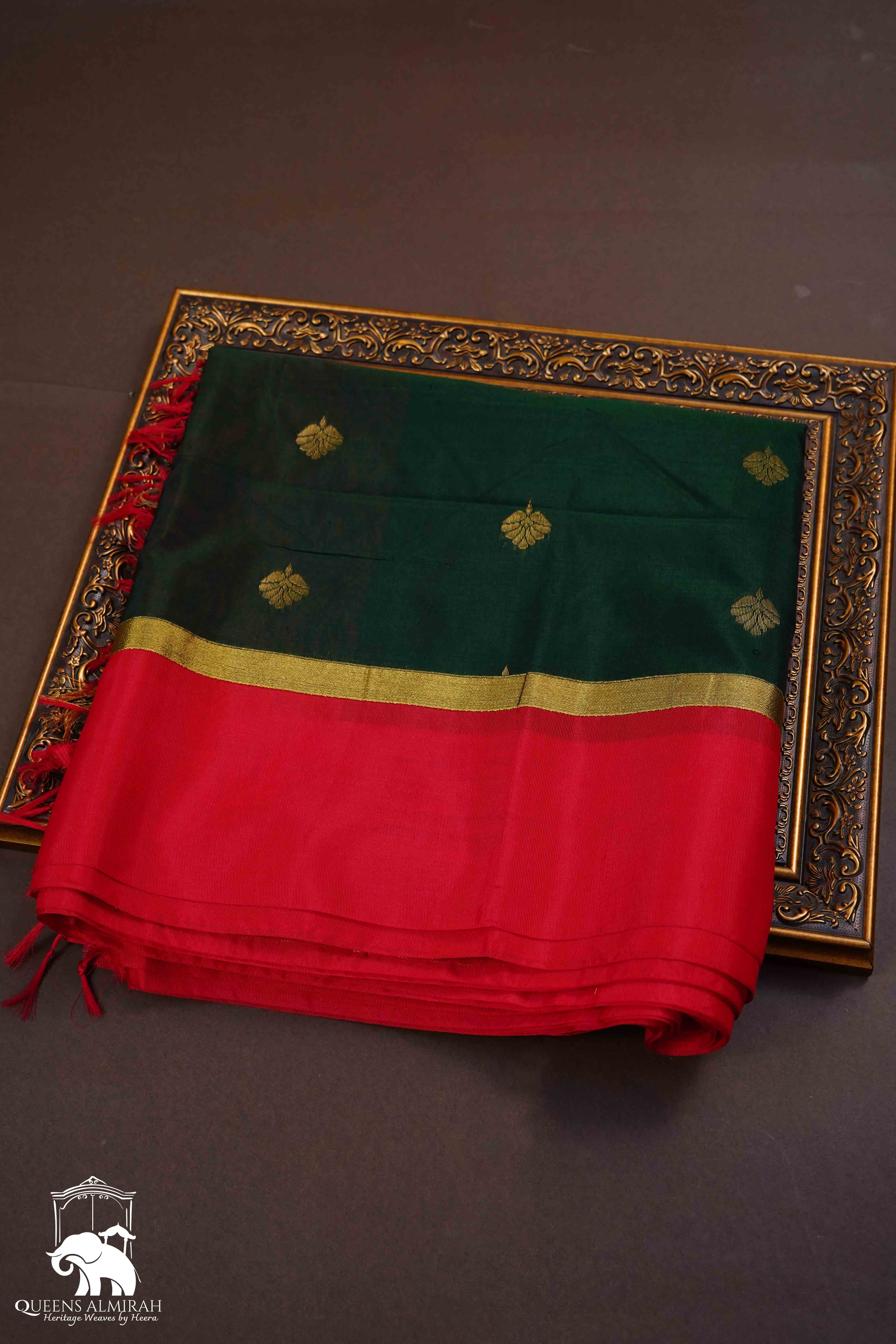 DARK GREEN WITH RED PURE SILK COTTON SAREE - Queens Jewel Emporium
