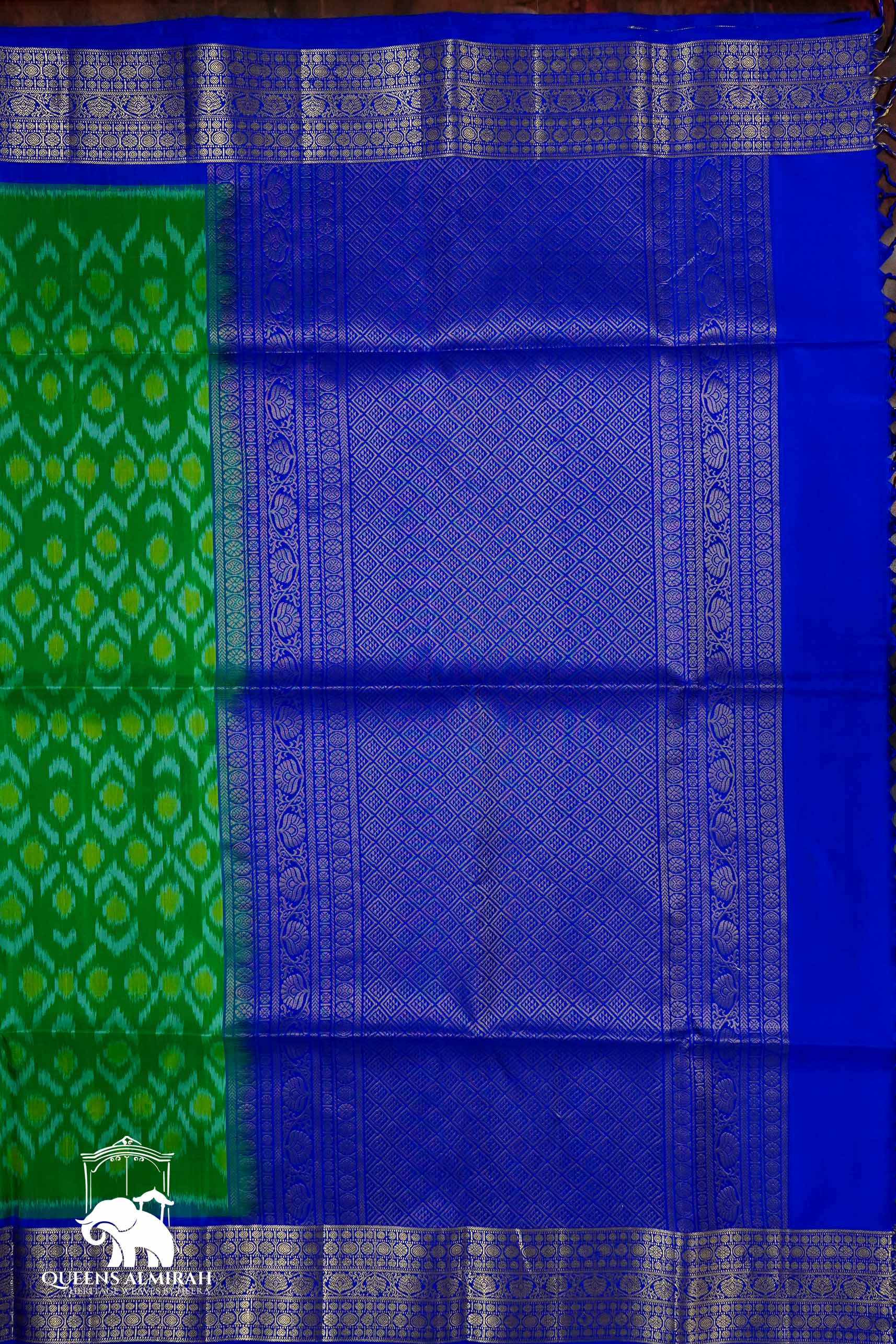 DEEP GREEN WITH ROYAL BLUE SOFT SILK SAREE - Queens Jewel Emporium