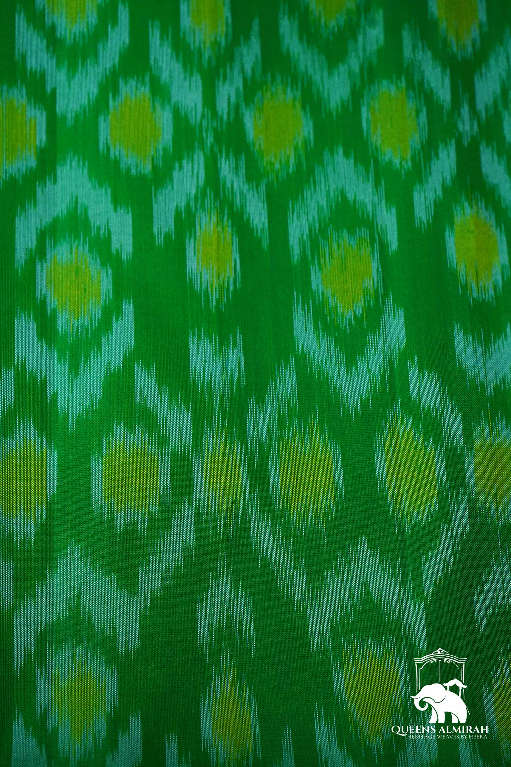 DEEP GREEN WITH ROYAL BLUE SOFT SILK SAREE - Queens Jewel Emporium