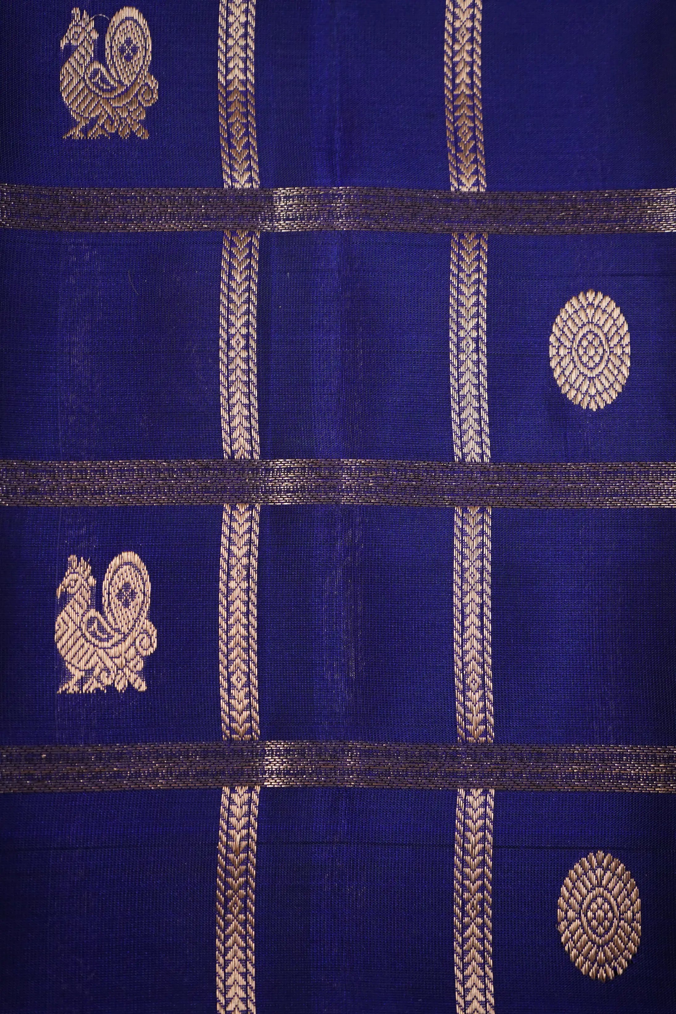 DENIM DARK BLUE WITH LIGHT FOREST GREEN PURE KANCHIVARAM SILK SAREE - Queens Jewel Emporium