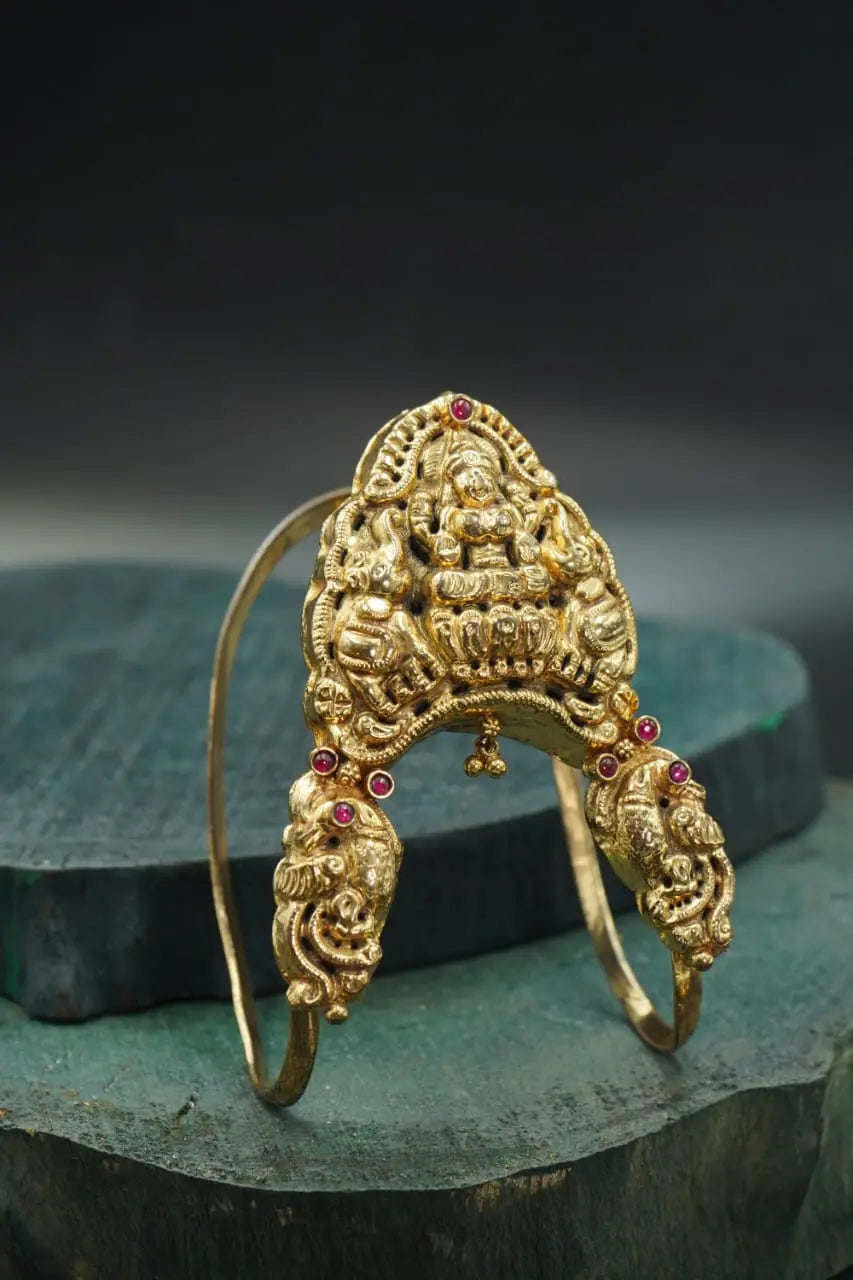 DEVI NAGAS VANKI - Queens Jewel Emporium