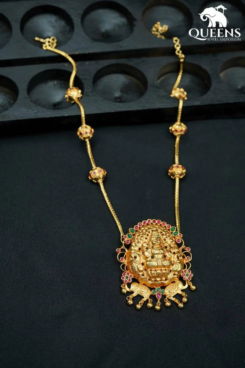 DHEVATHAI LOOK - Queens Jewel Emporium
