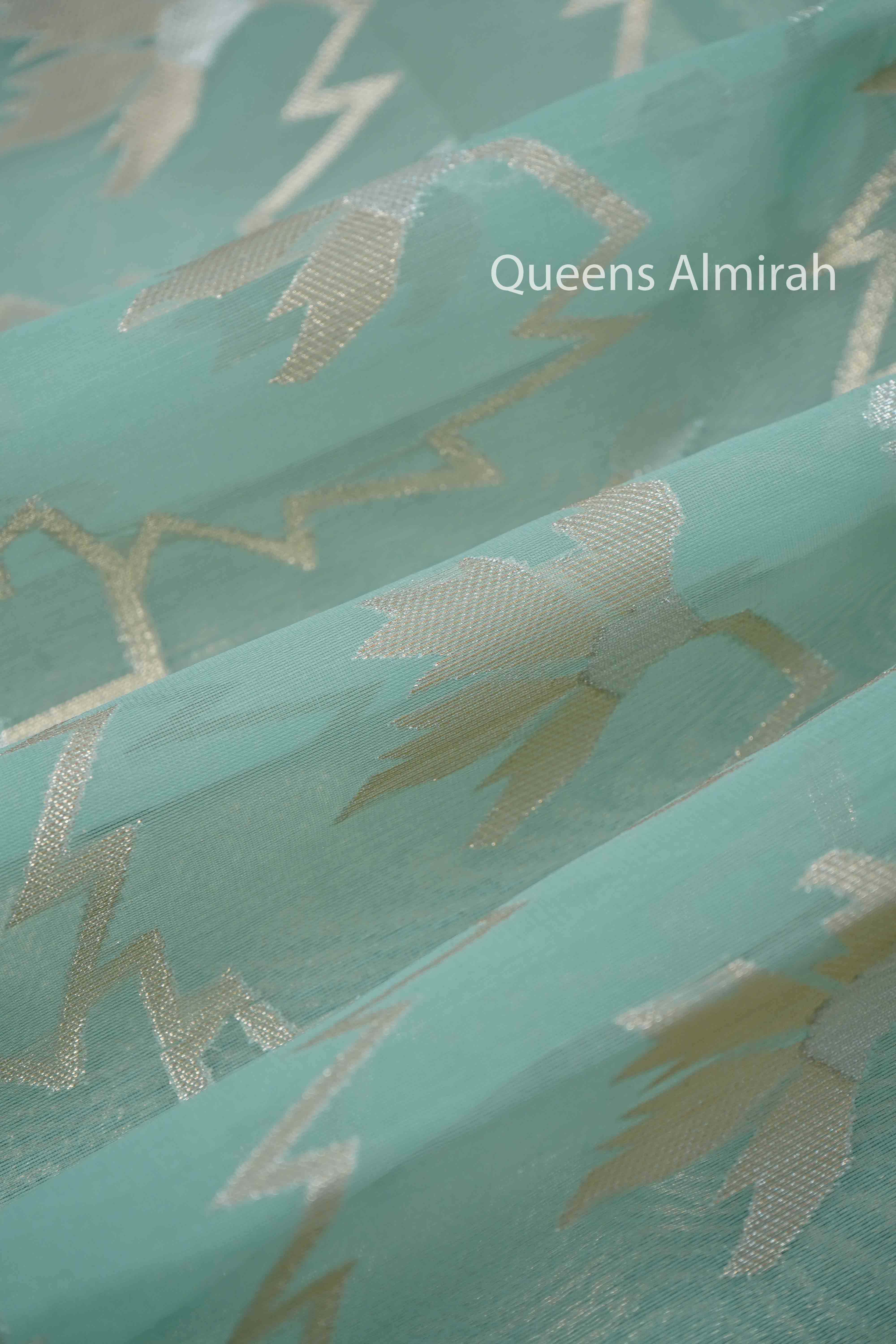 DUSKY GREEN MUSLIN JAMDANI SAREE - Queens Jewel Emporium