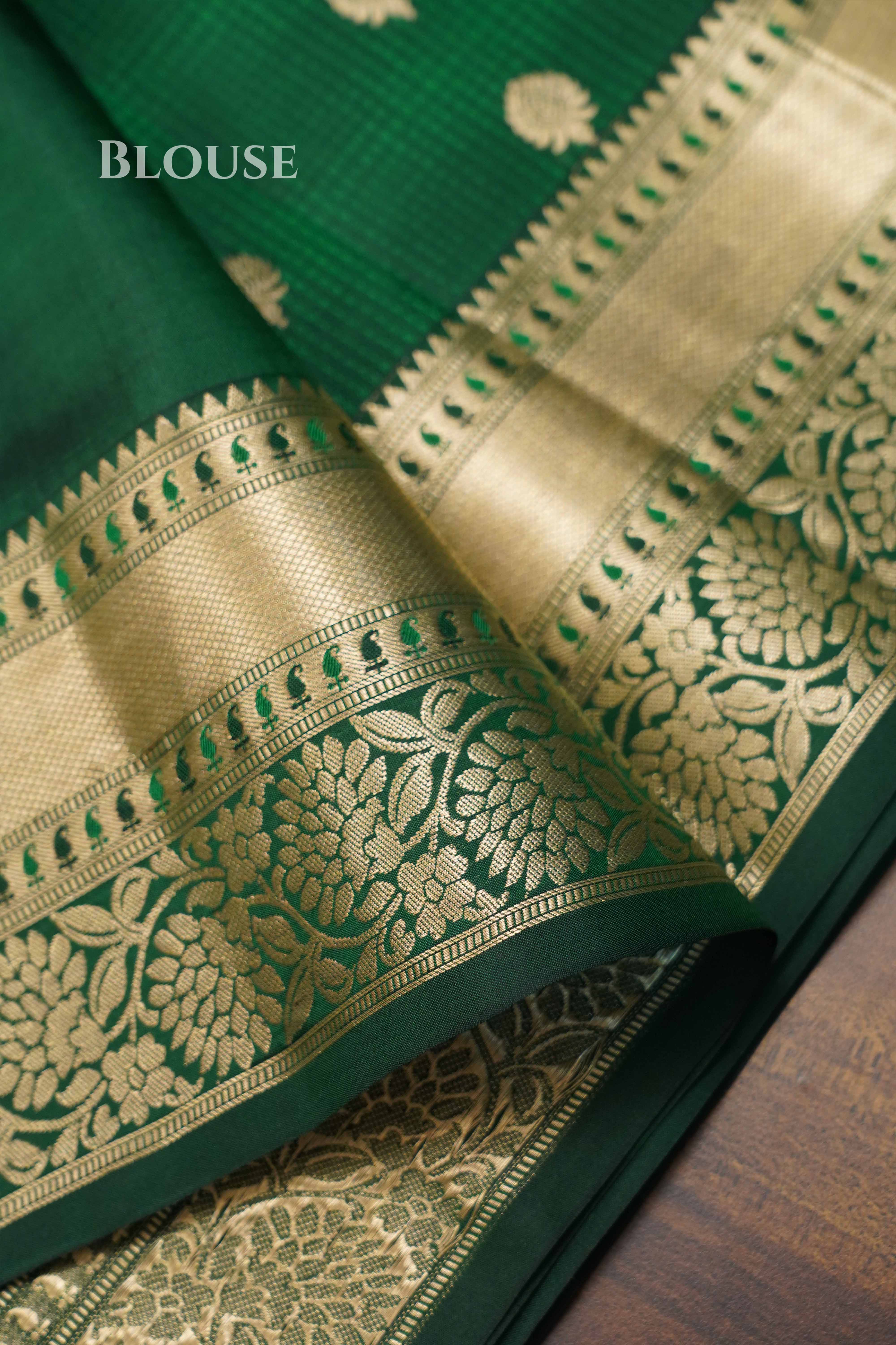 Dark Green With  Pure Soft Silk Saree QUEENS ALMIRAH