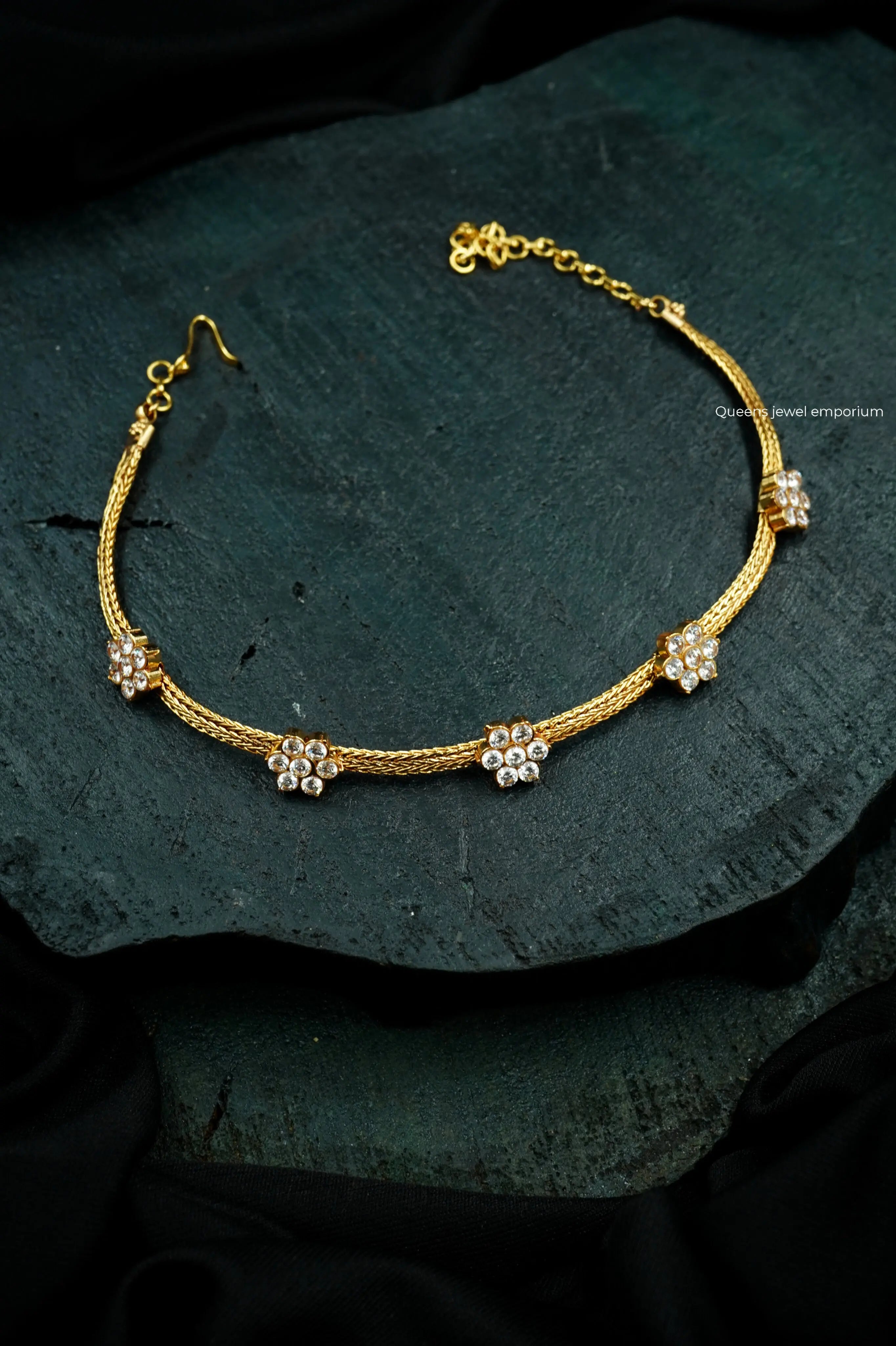 DEVIKA ZIRCON ADIGAI - Queens Jewel Emporium