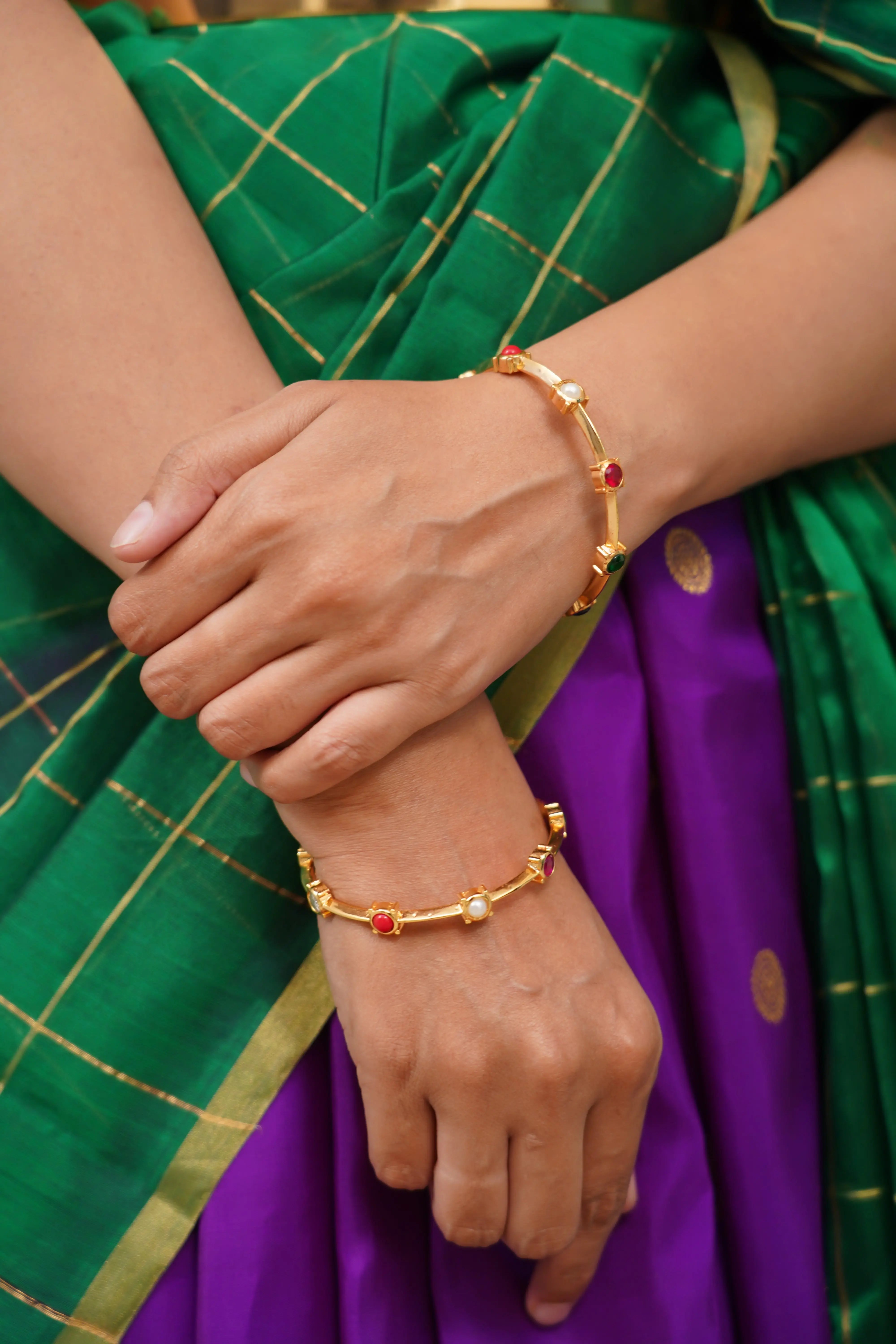 Devika navaratna bangles Queens_aadi