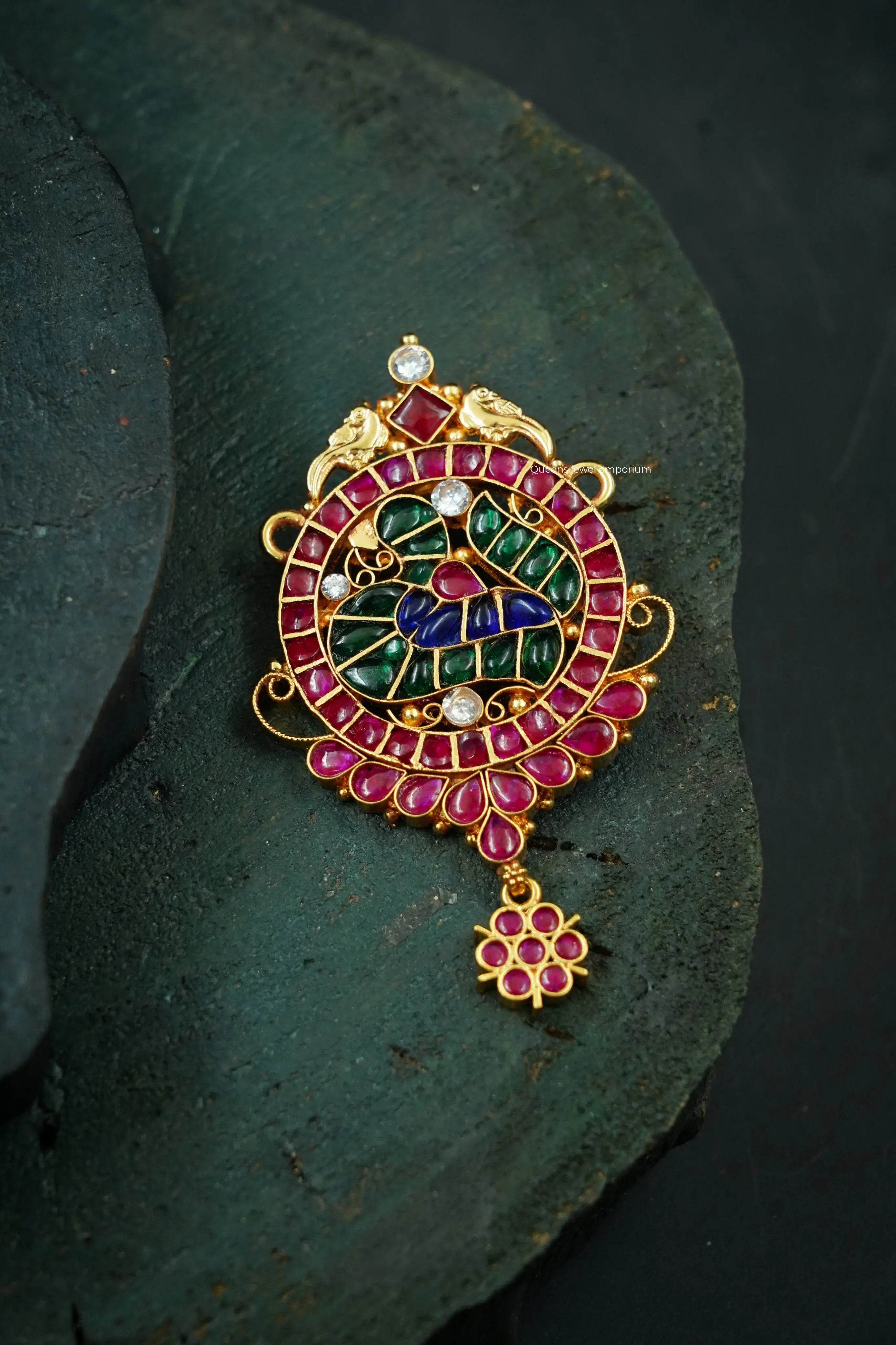 Dhanya Kemp Pendant Queens Jewel Emporium