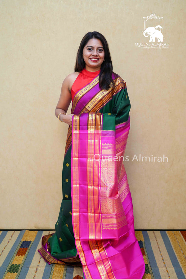 BOTTLE GREEN WITH GRAPE PURPLE KANCHIVARAM SILK SAREE - Queens Jewel Emporium