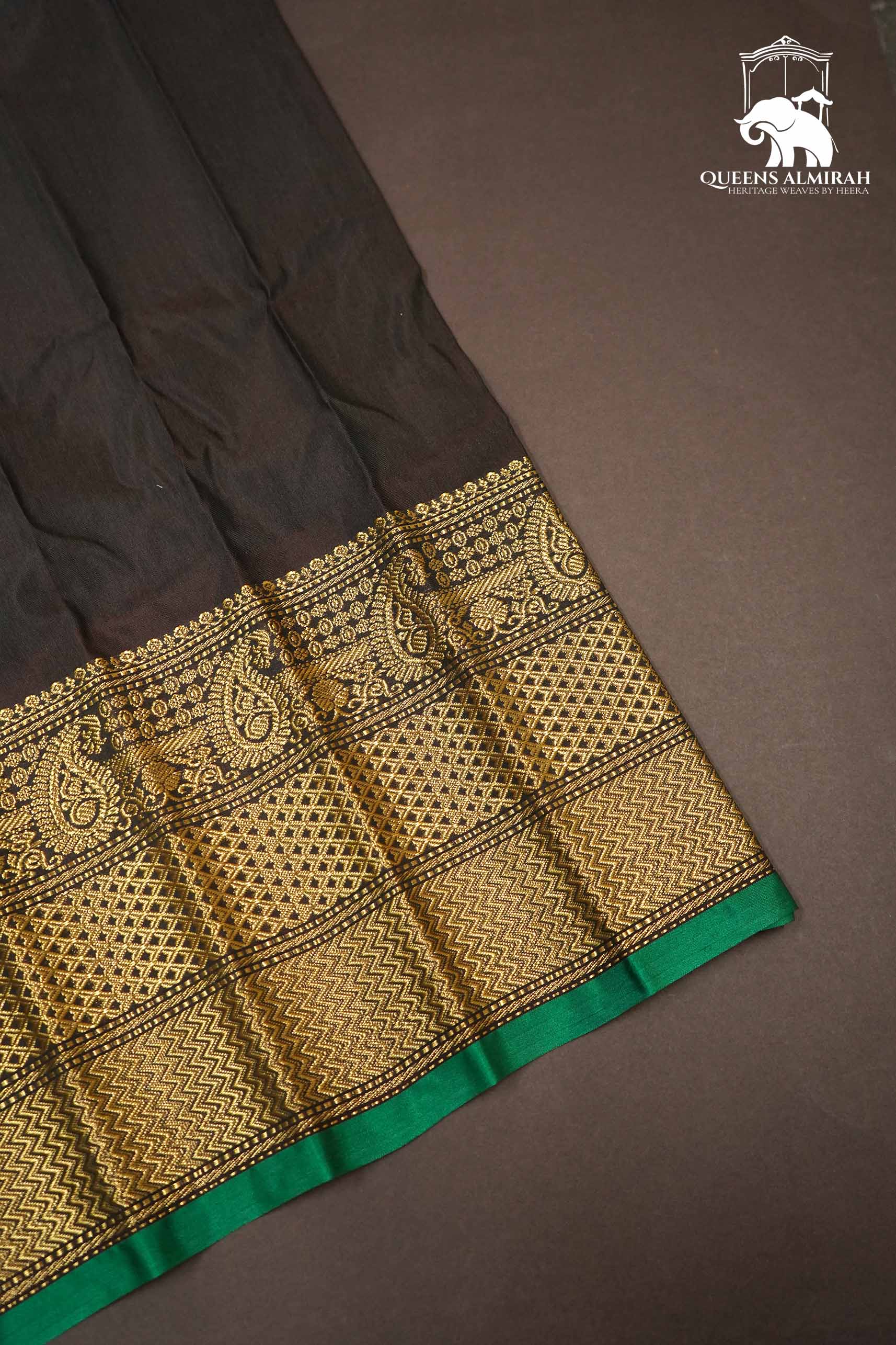 FARM GREEN WITH MOCHA BROWN MANGALGIRI GADWAL SAREE - Queens Jewel Emporium