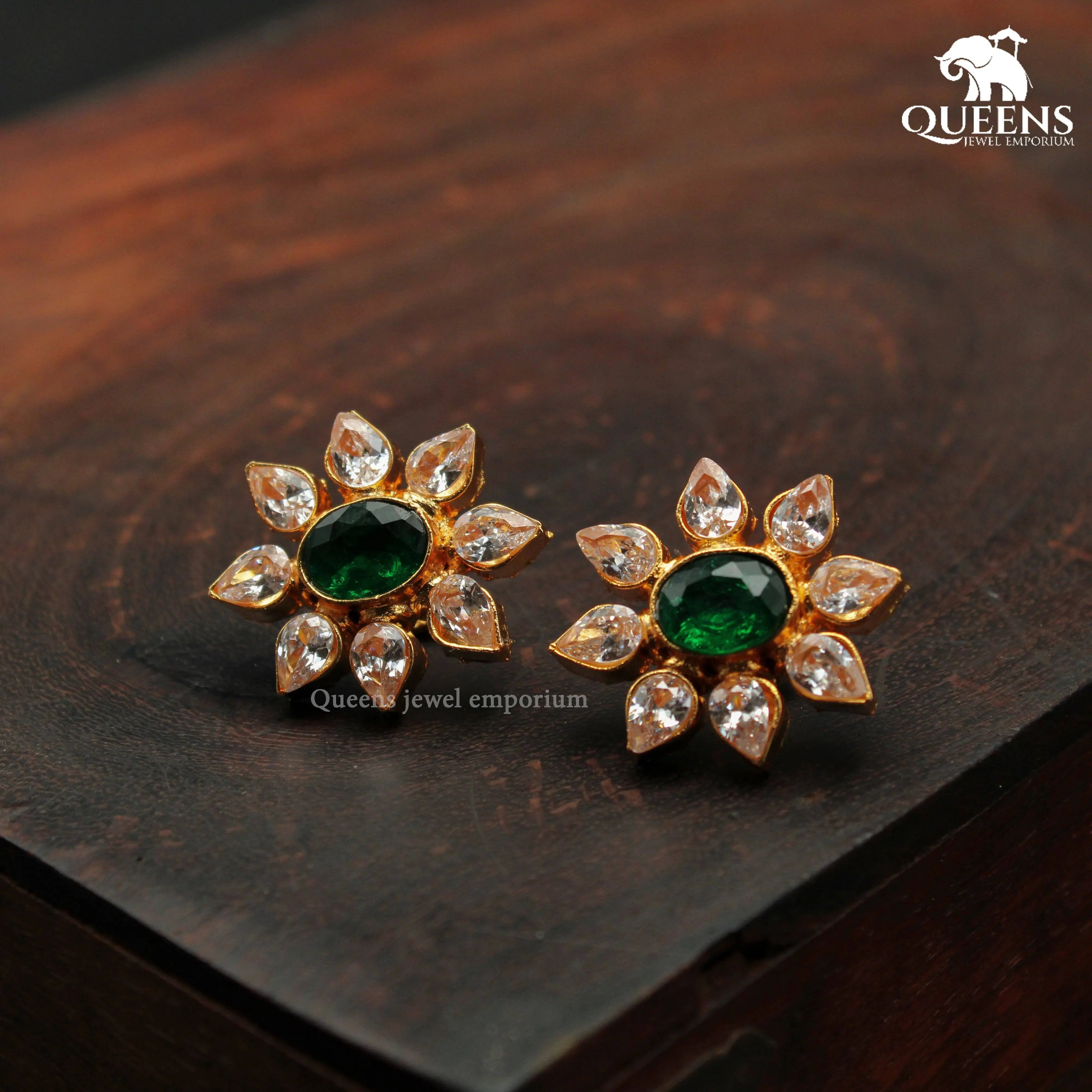 GAURAVYA SIMPLE EARRING - Queens Jewel Emporium