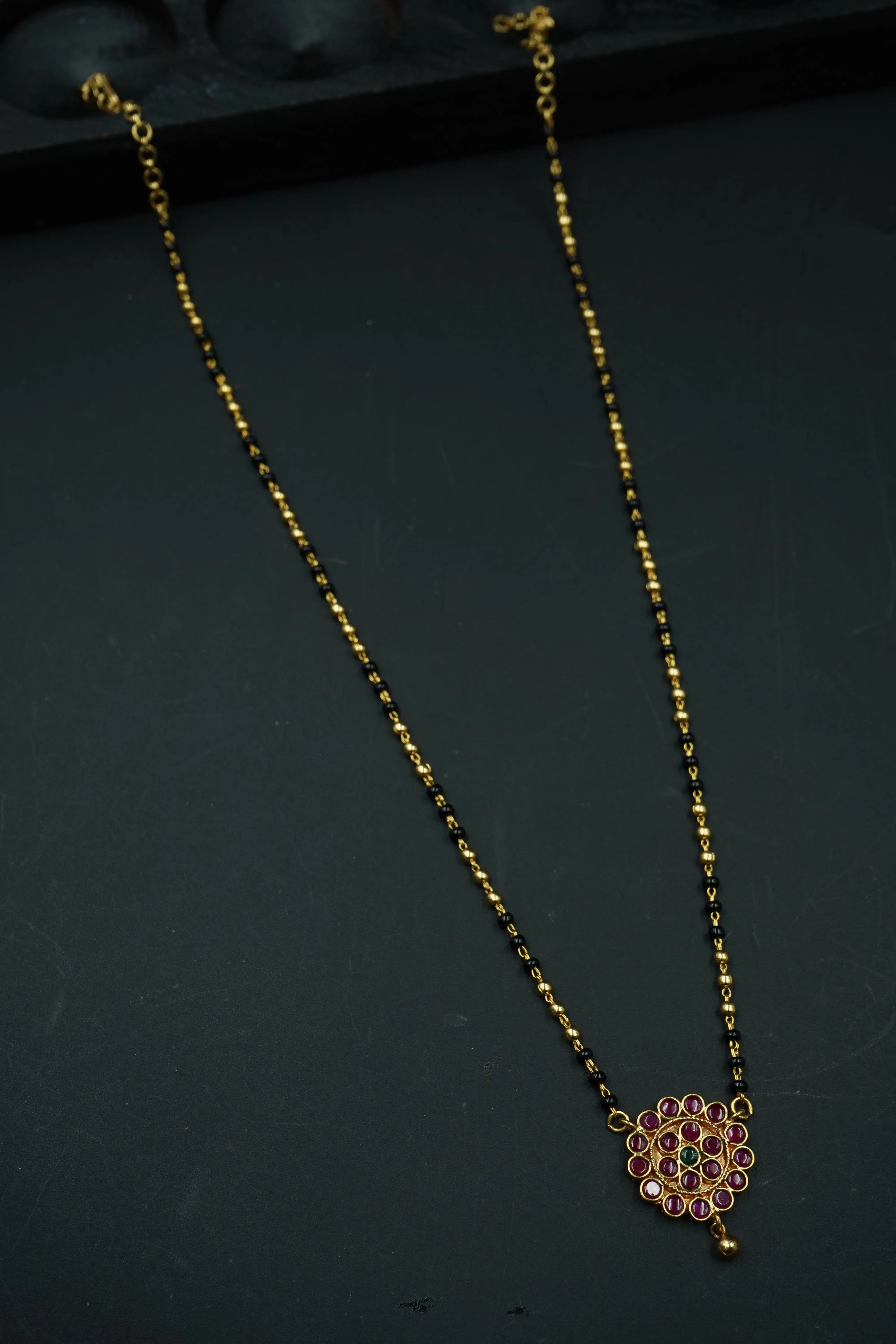 GUNALI MANGALSUTRA - Queens Jewel Emporium