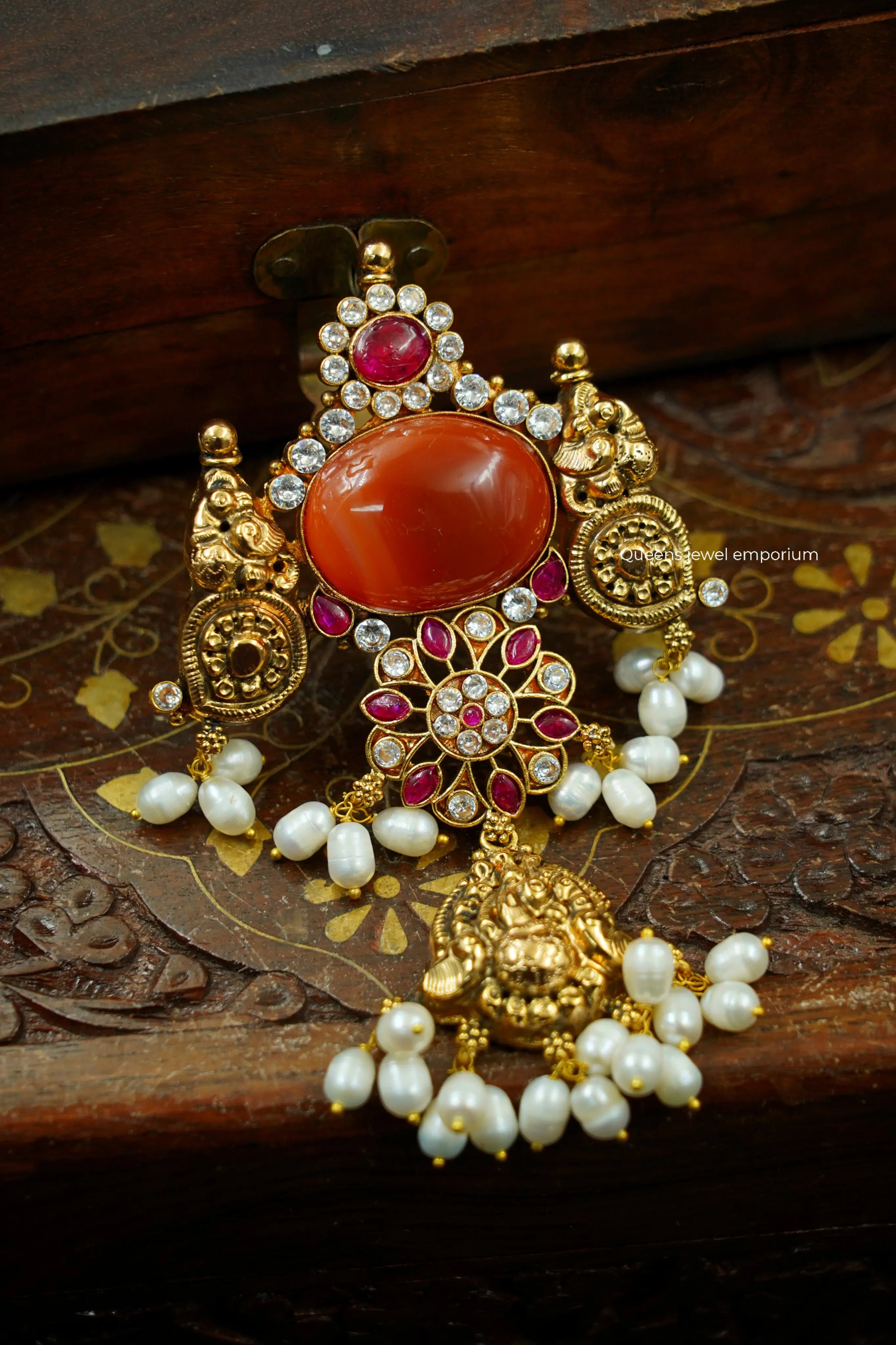 GOMATHI  PENDANT - Queens Jewel Emporium