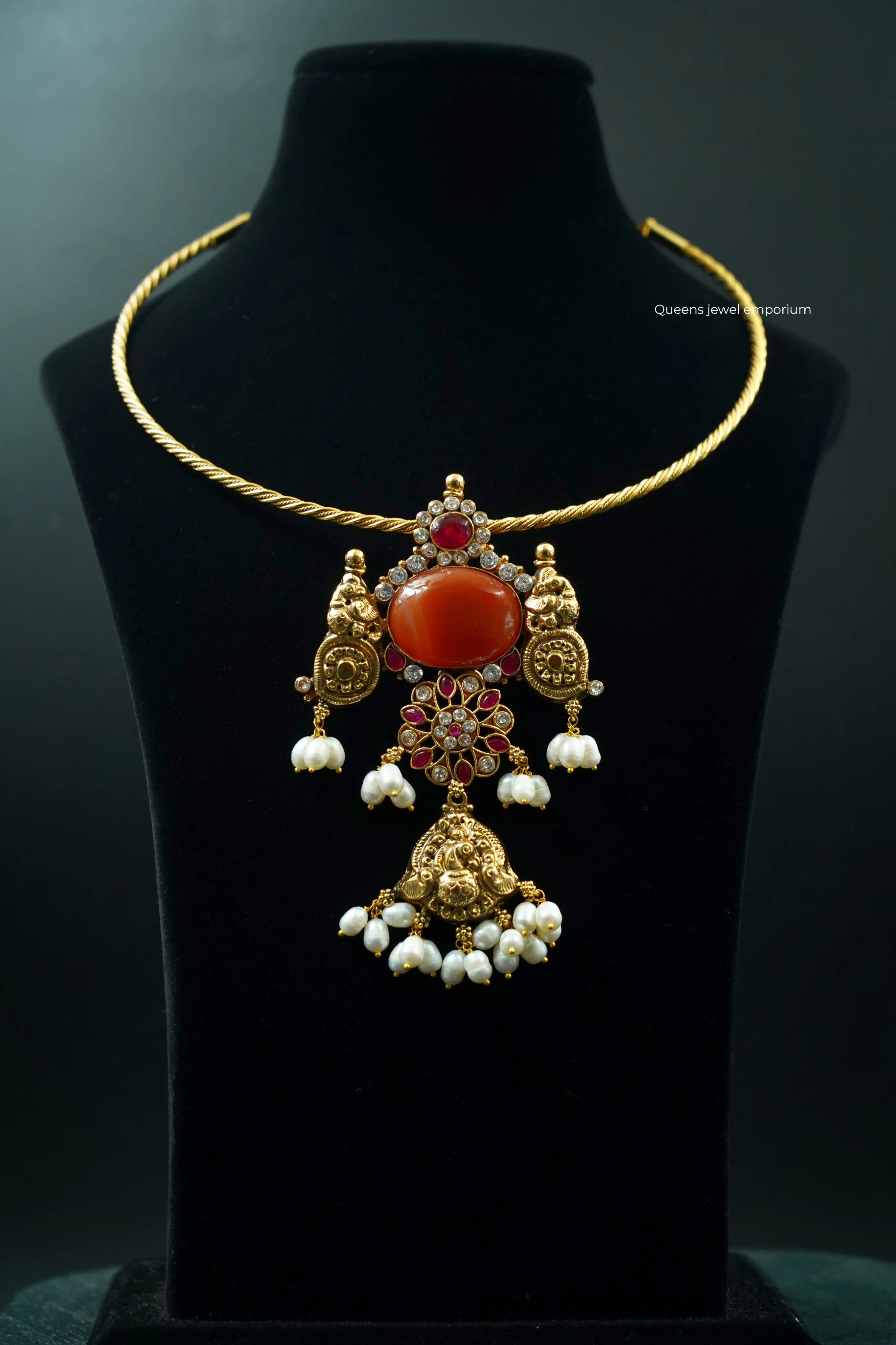 GOMATHI  PENDANT - Queens Jewel Emporium