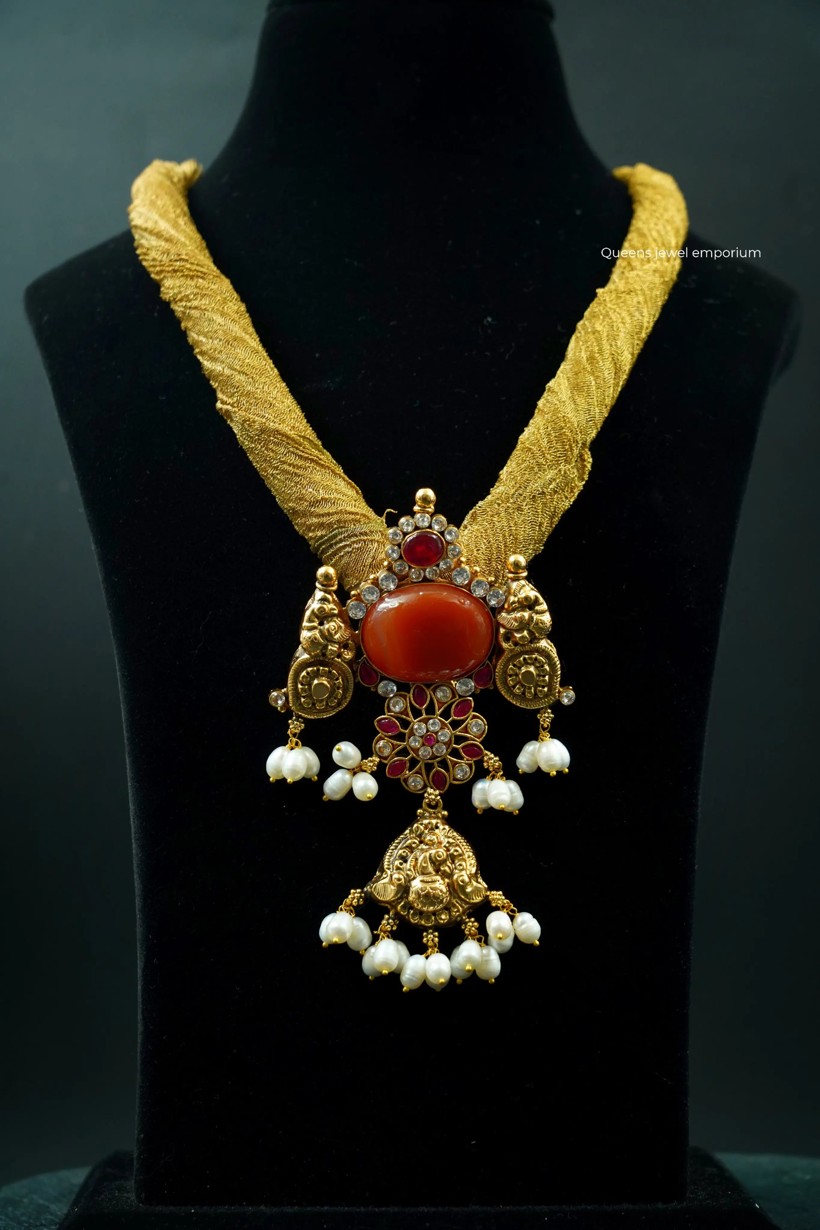 GOMATHI  PENDANT - Queens Jewel Emporium