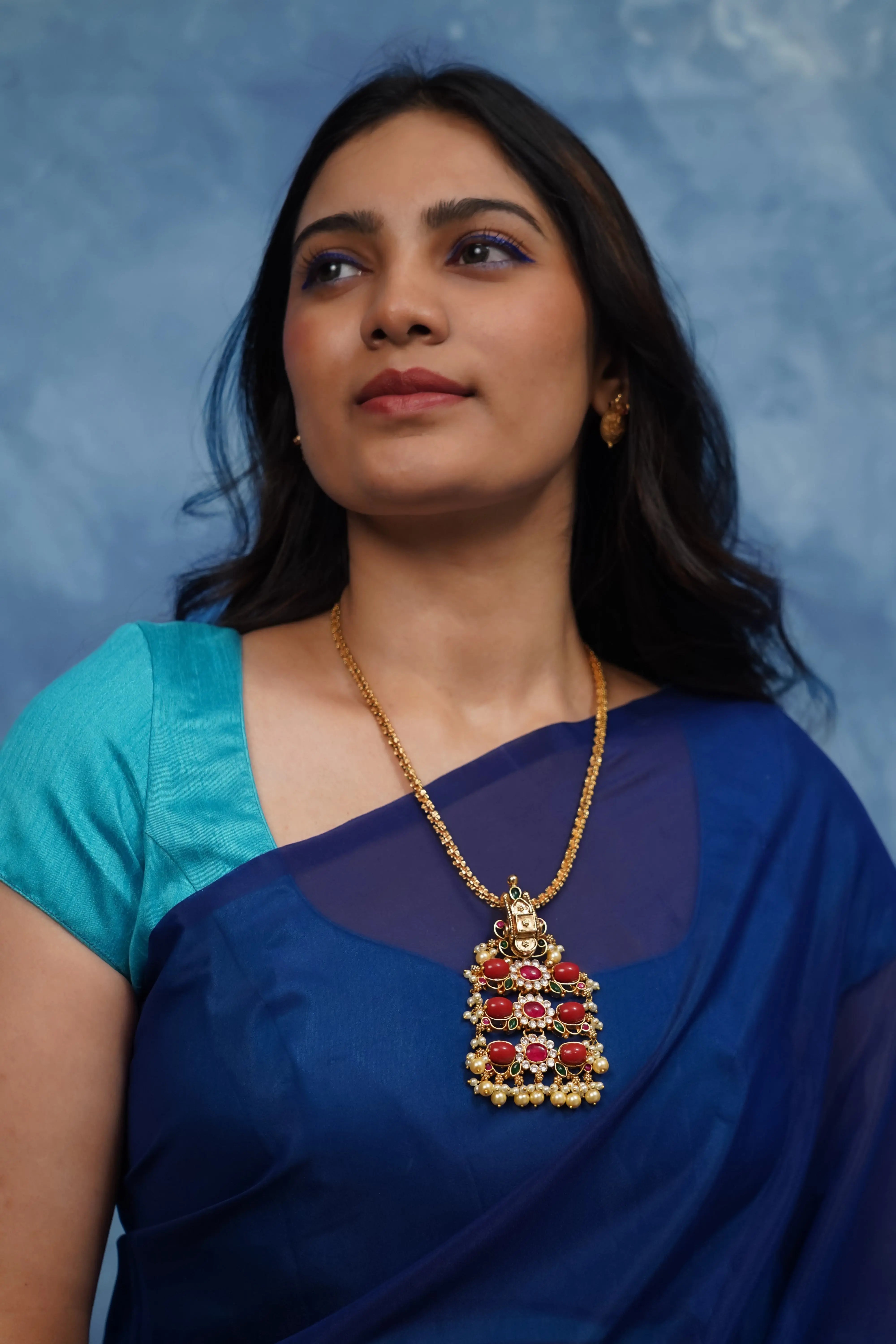 Gowrika Pendant Queens_collections_add