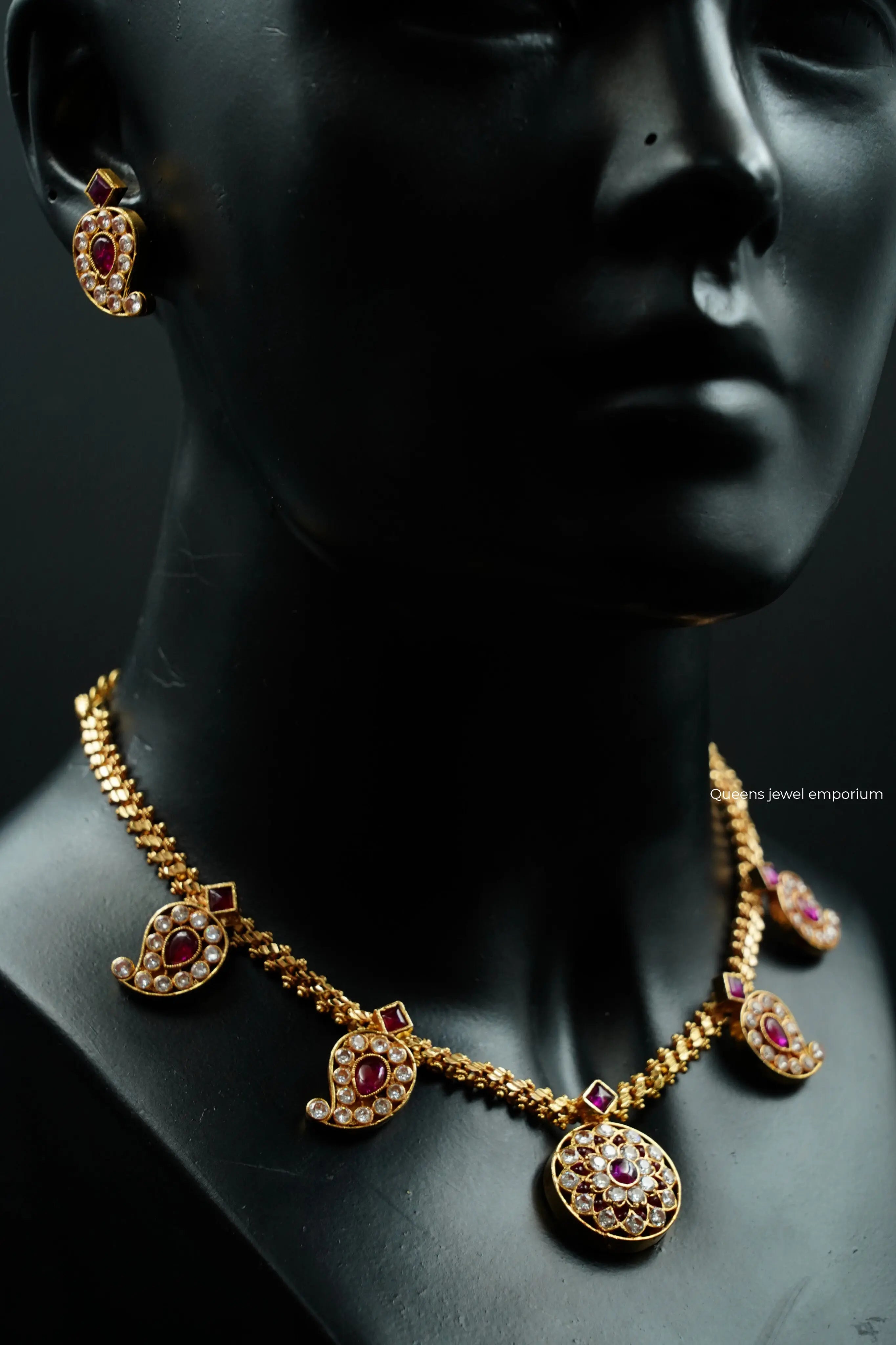 HAMSA PRIYA - MANGO NECKLACE WITH STUDS - Queens Jewel Emporium