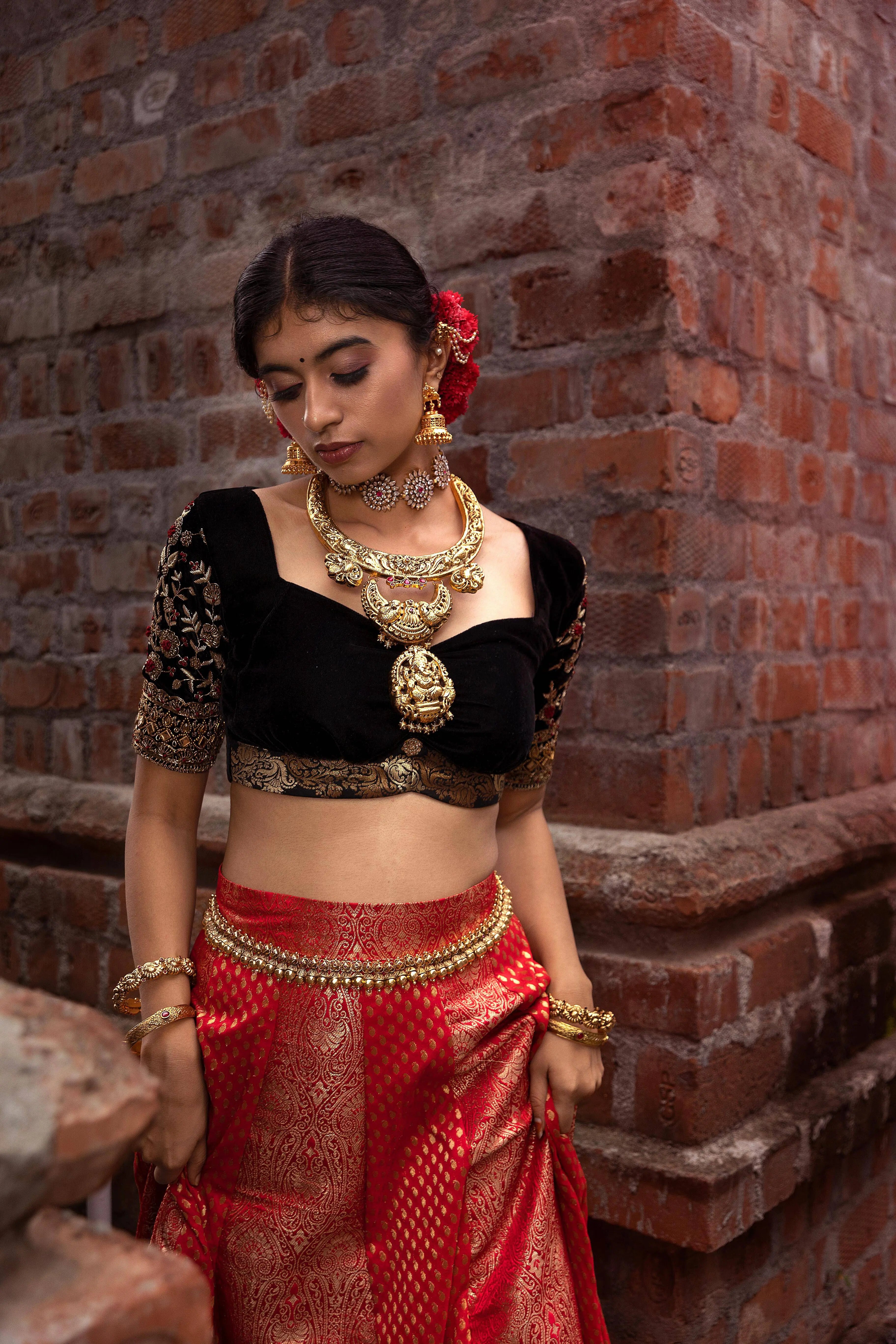 HARIJA LOOK - Queens Jewel Emporium