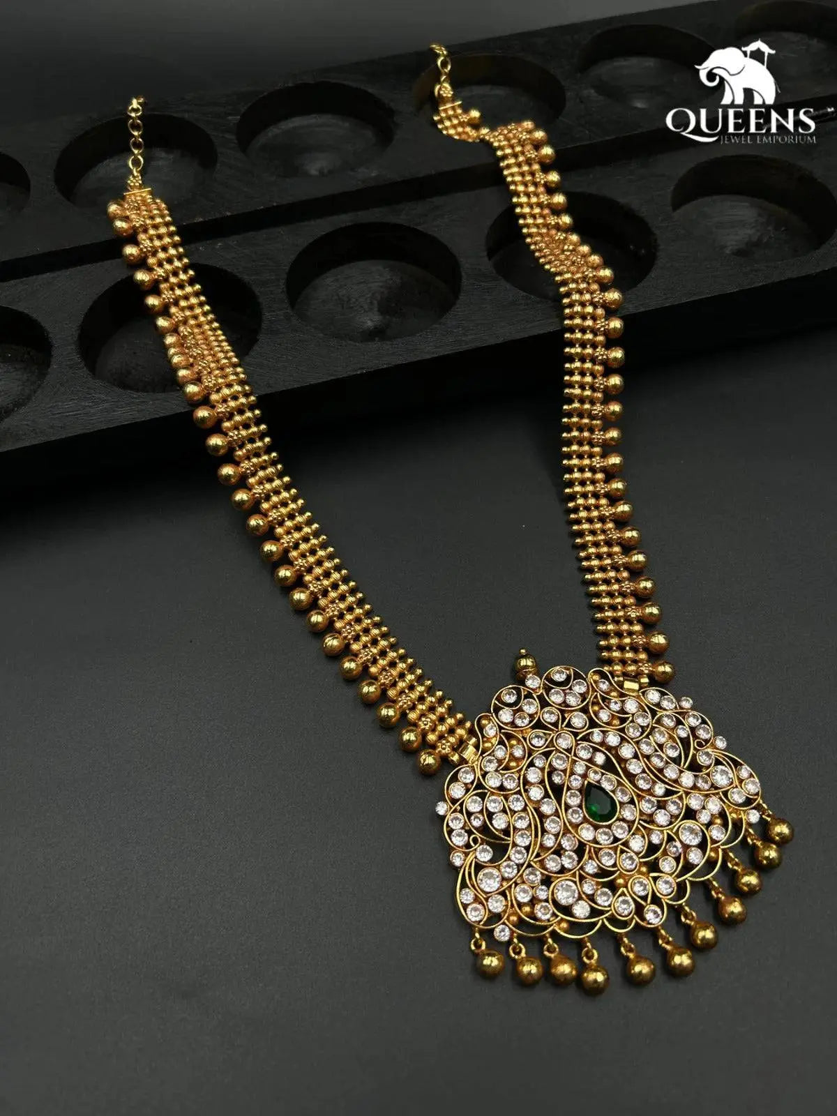 HEERA LOOK - Queens Jewel Emporium