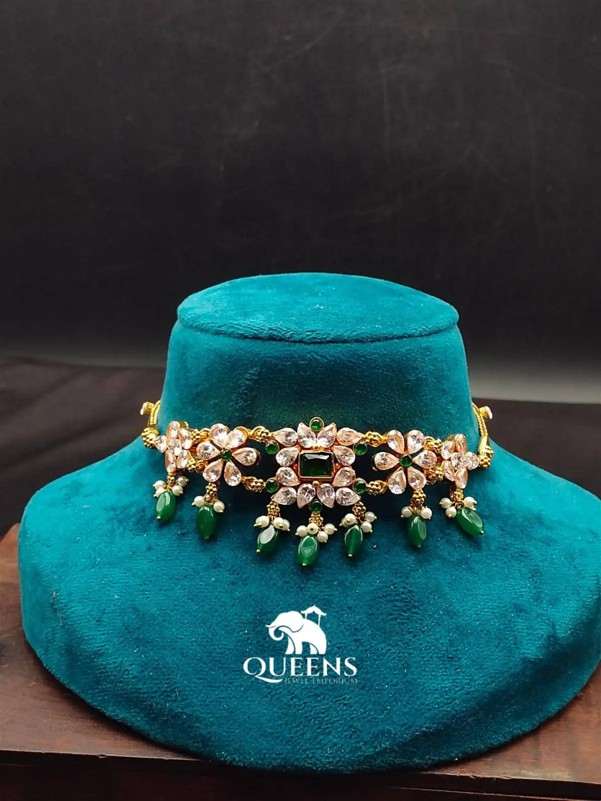 HEERA LOOK - Queens Jewel Emporium
