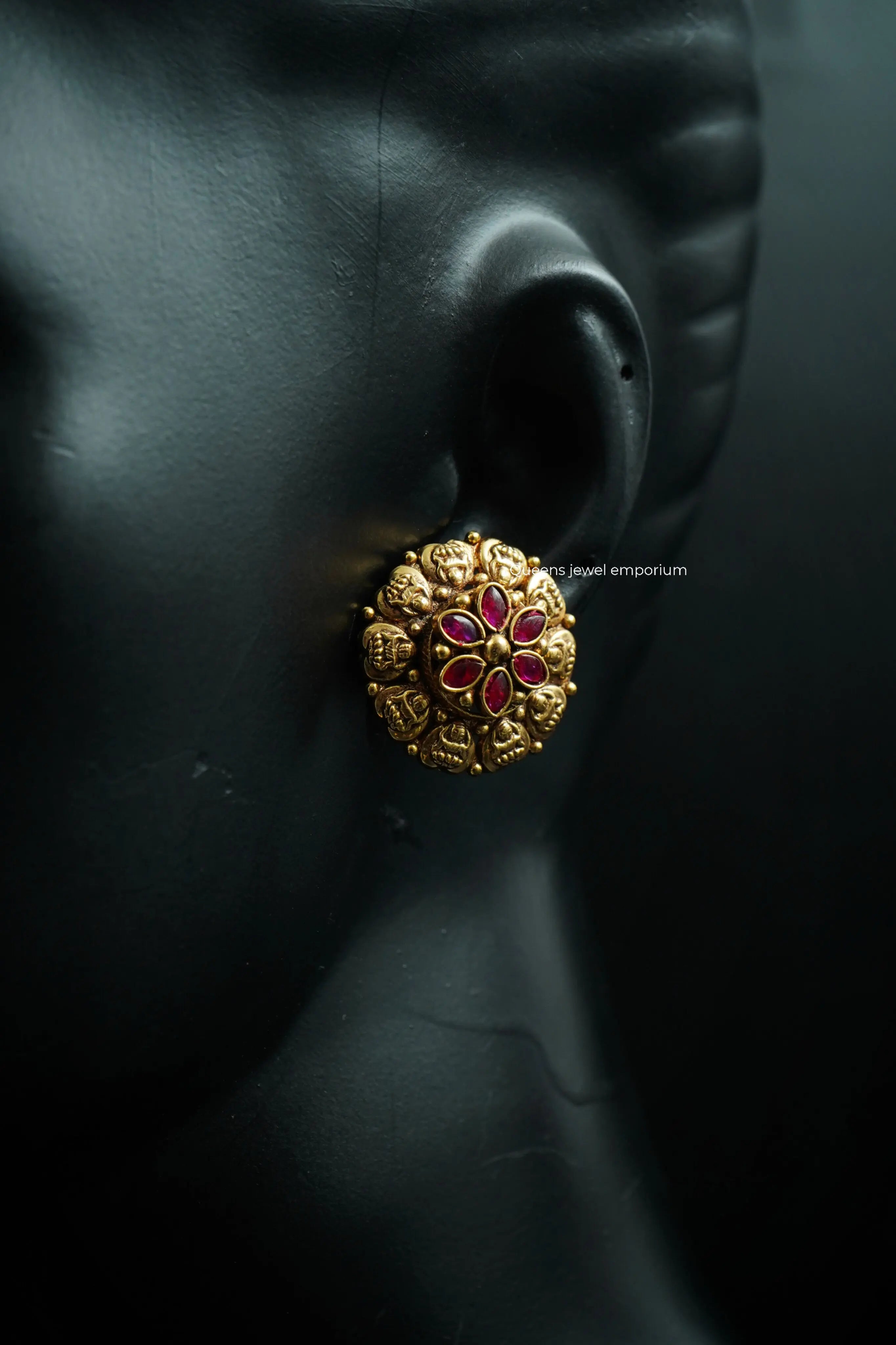 HINDUJA STUD - Queens Jewel Emporium