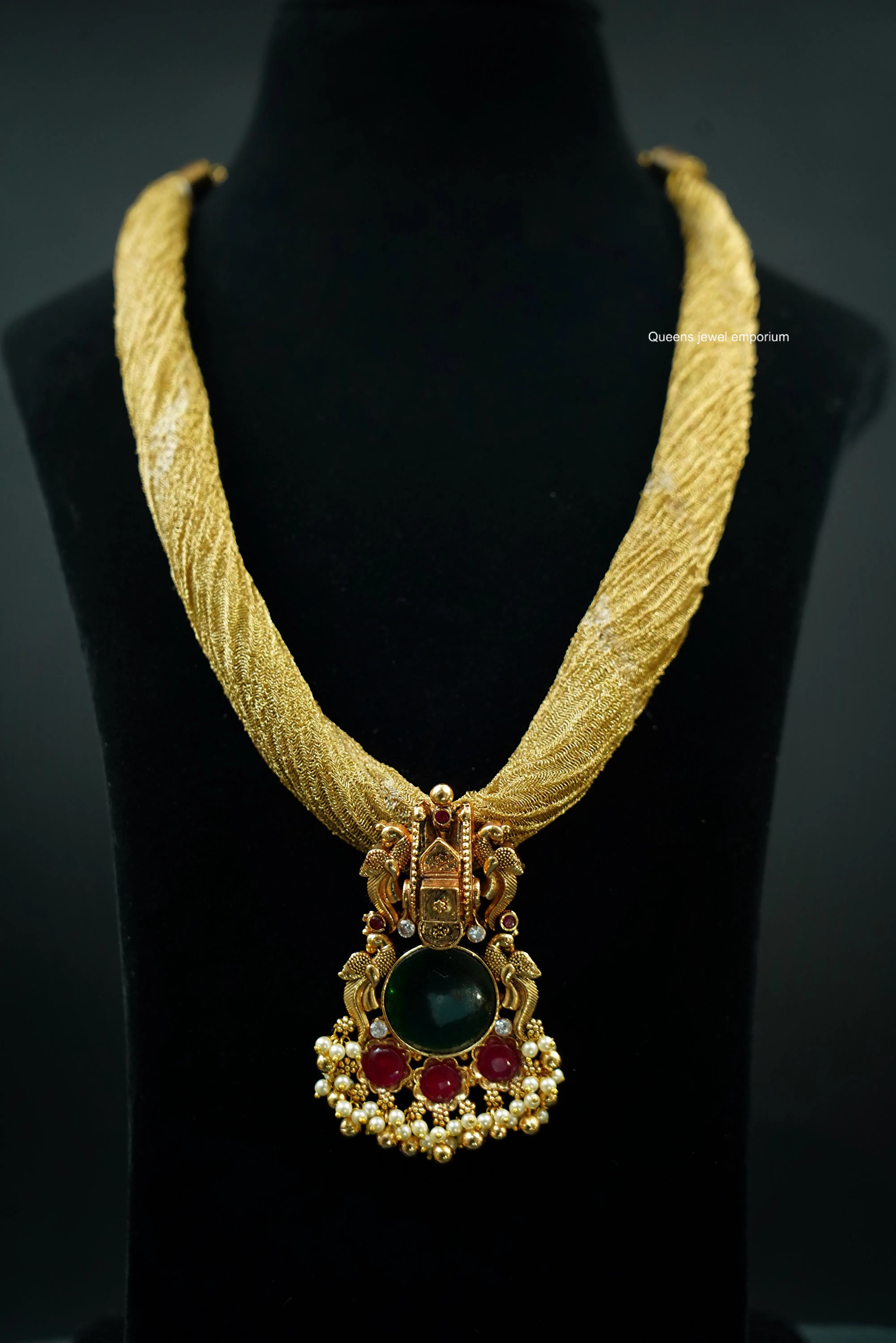 Harini Pendant Queens_collections_add