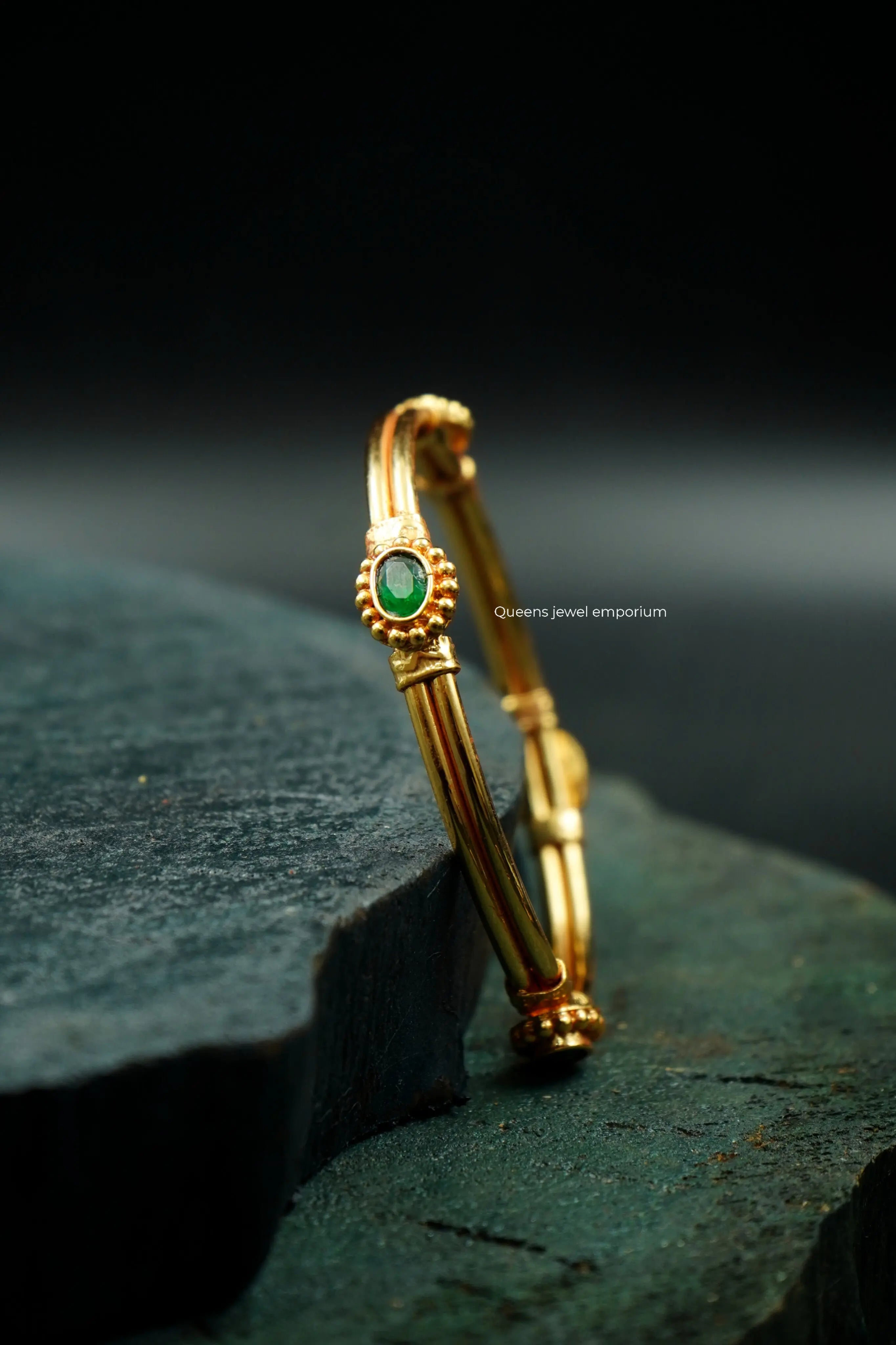 ILAMATHI BANGLES - GREEN - Queens Jewel Emporium