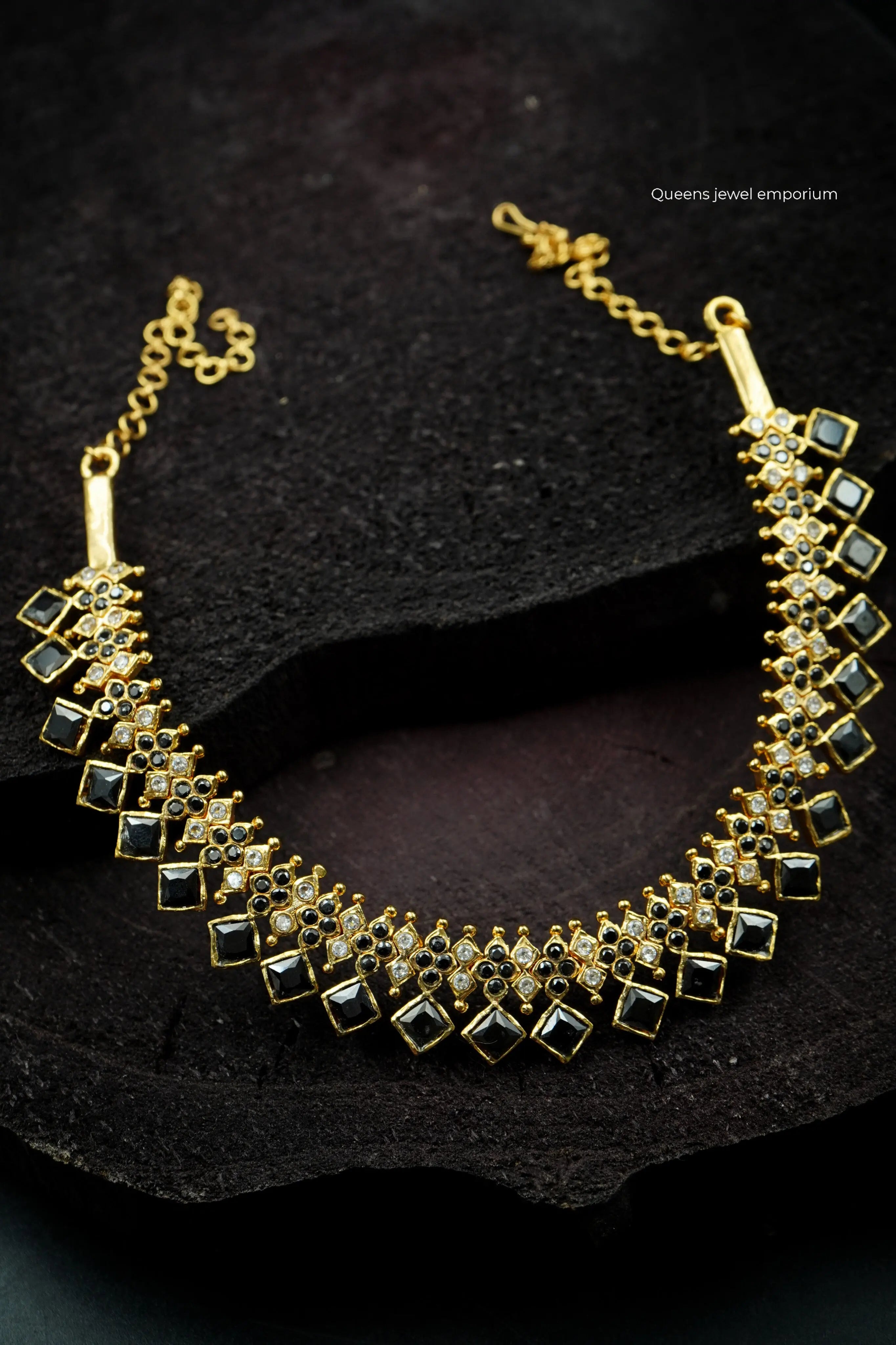 ILAMAYILI NECKLACE - Queens Jewel Emporium
