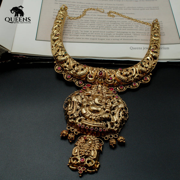 ARUNDHATHI NAGAS NECKLACE - Queens Jewel Emporium