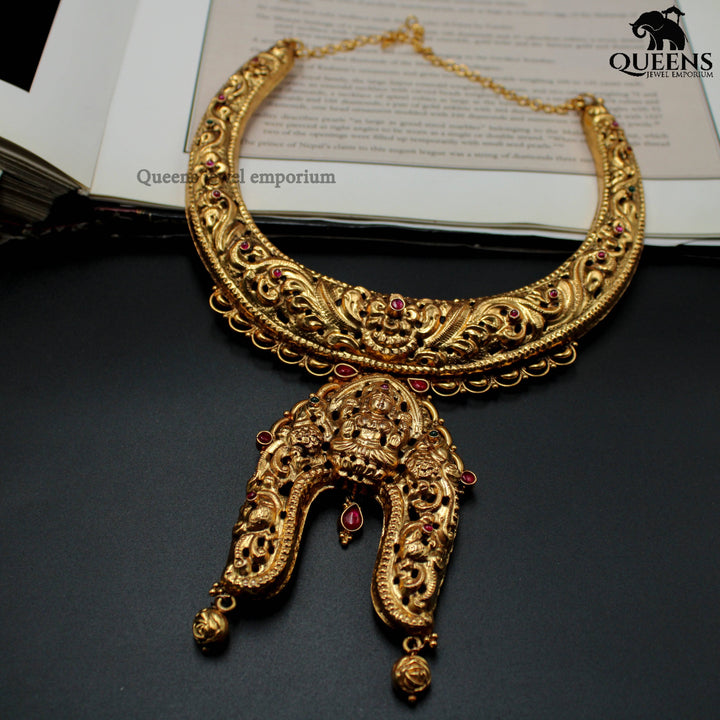 HARIJA LOOK - Queens Jewel Emporium