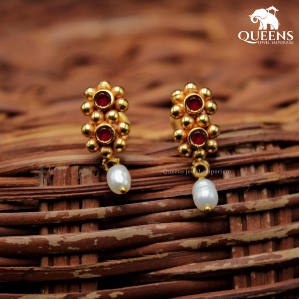 NARGEES STUDS - Queens Jewel Emporium