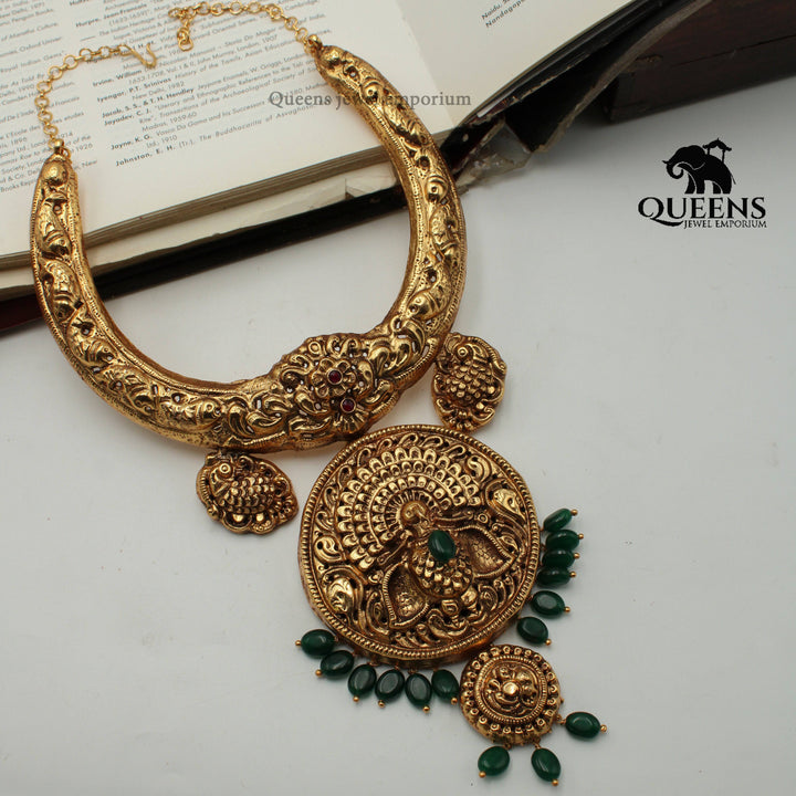 AMRITHA NAGAS KANTI - Queens Jewel Emporium