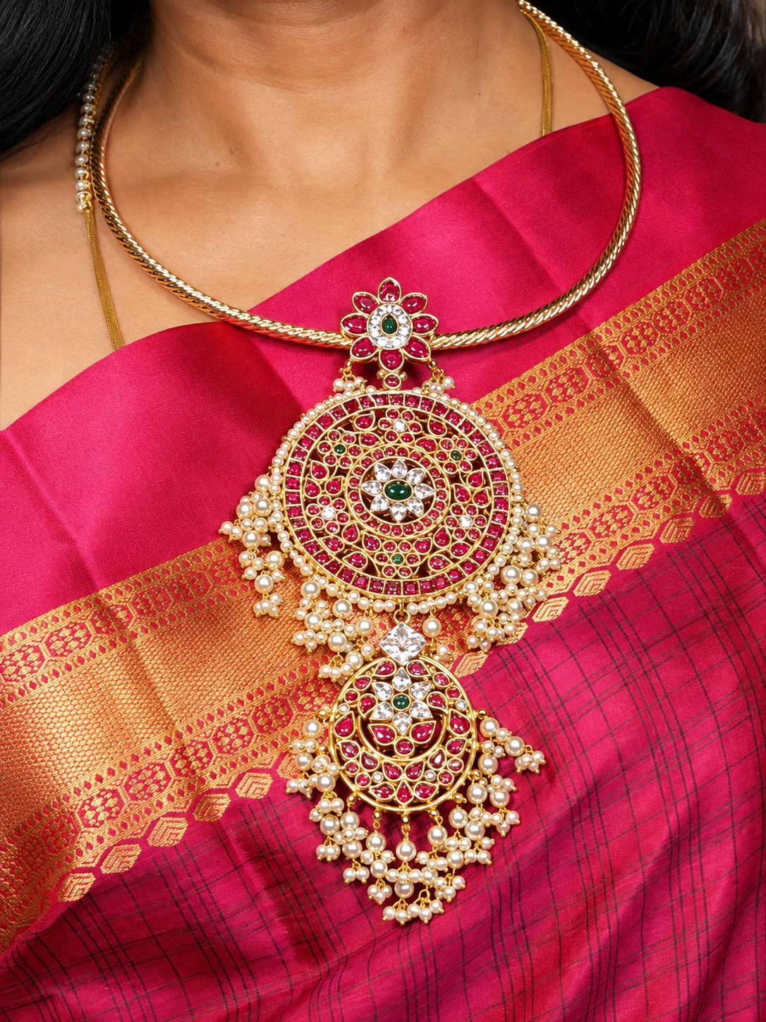 Magizhmathi Pendant