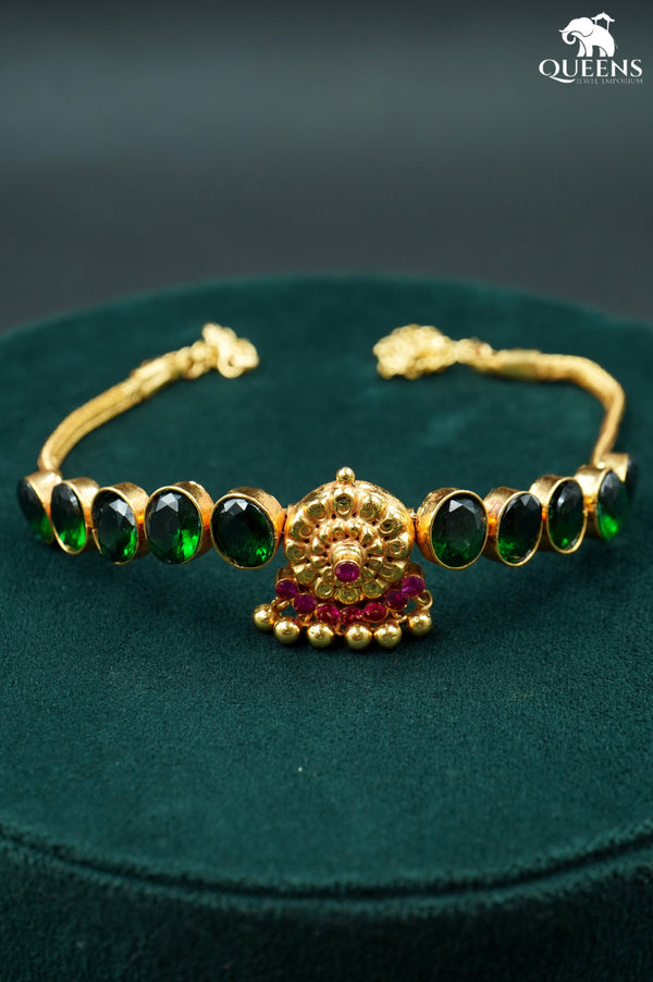 AADHAVI CHOKER - GREEN - Queens Jewel Emporium
