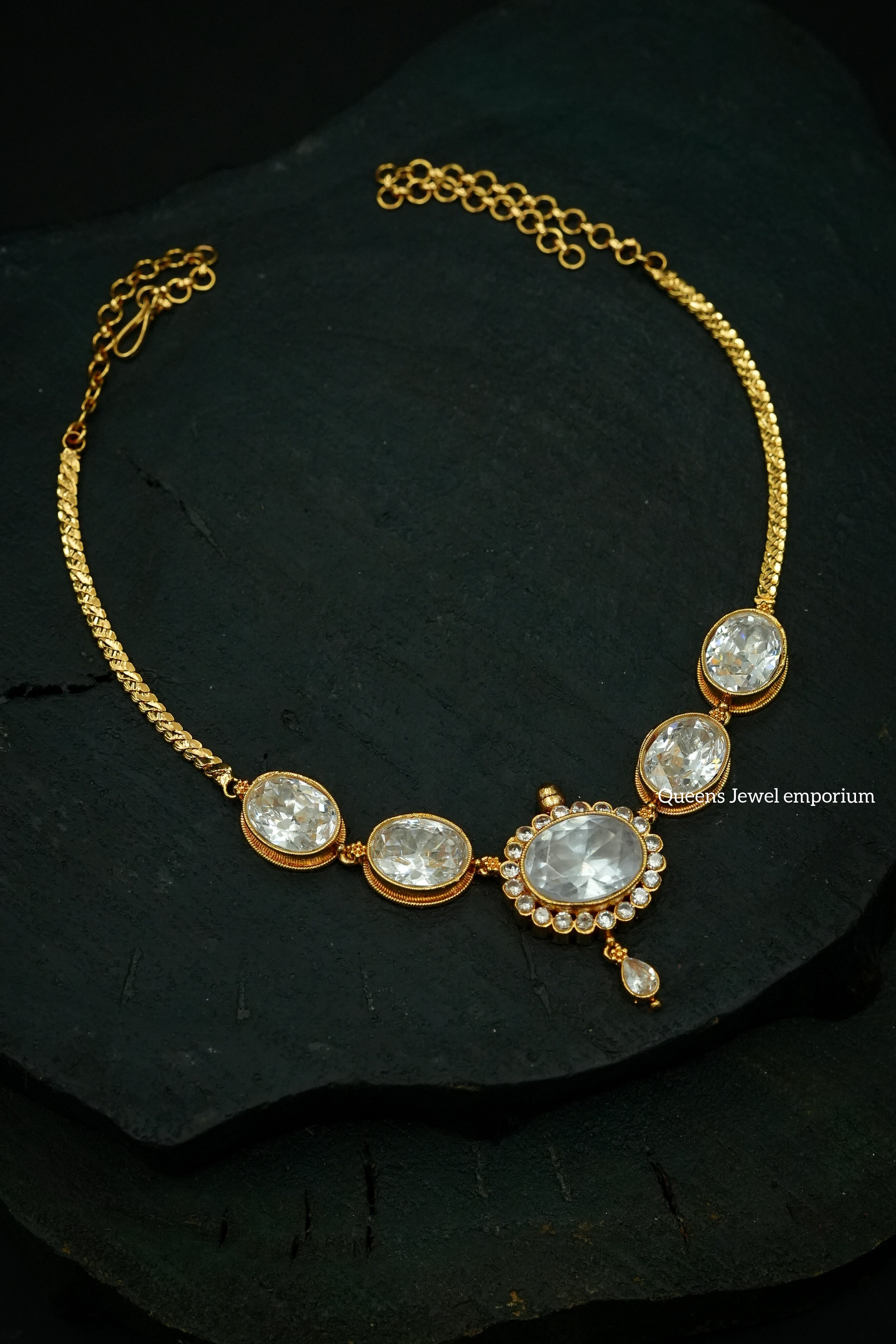 Chamundi Devi Necklace - White